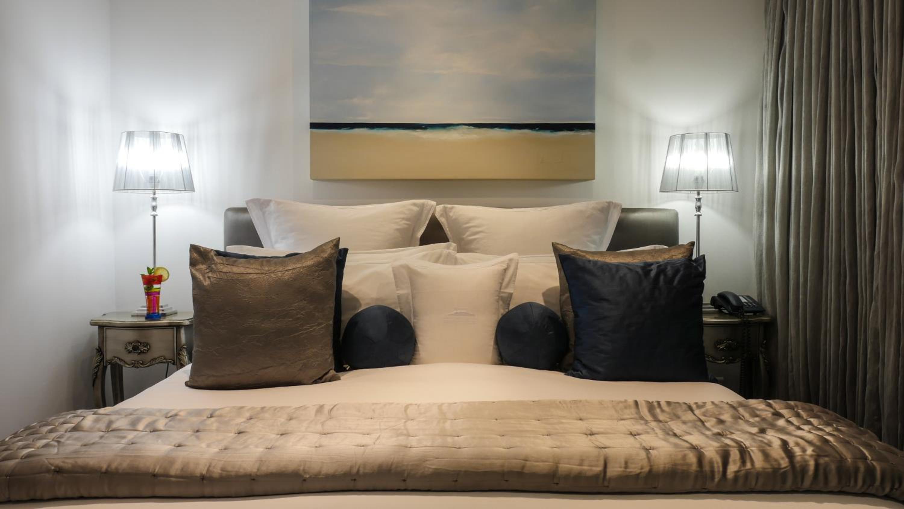 Deluxe Suite with Terrace and Sea View - Infinity Suite - Photo 3
