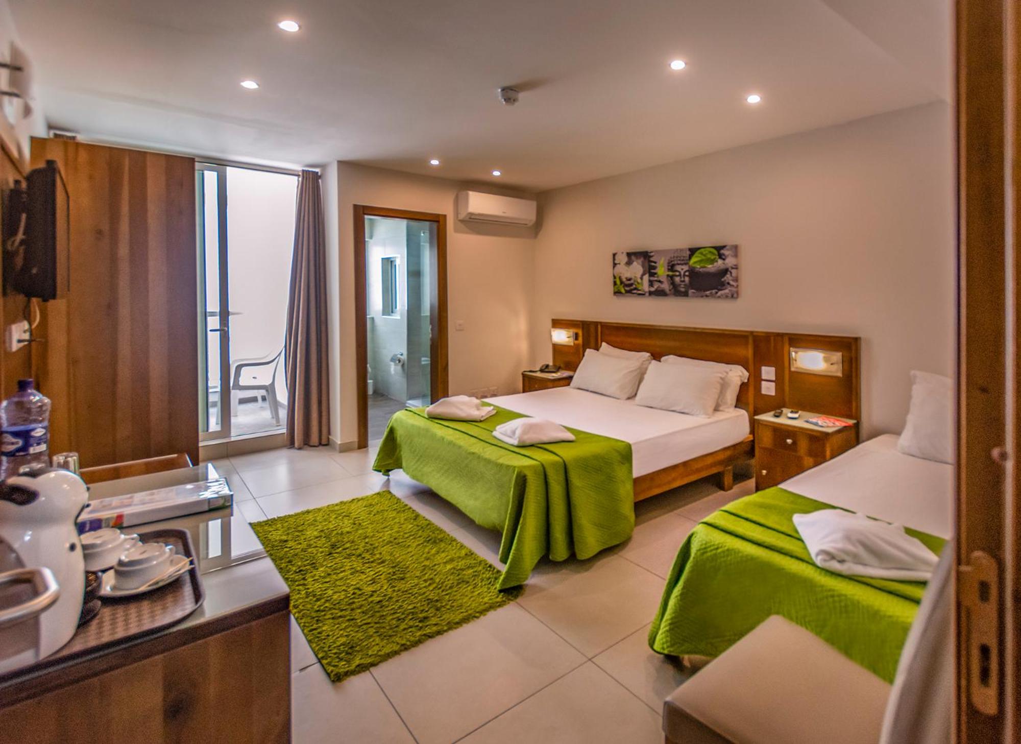 Triple Room with Balcony