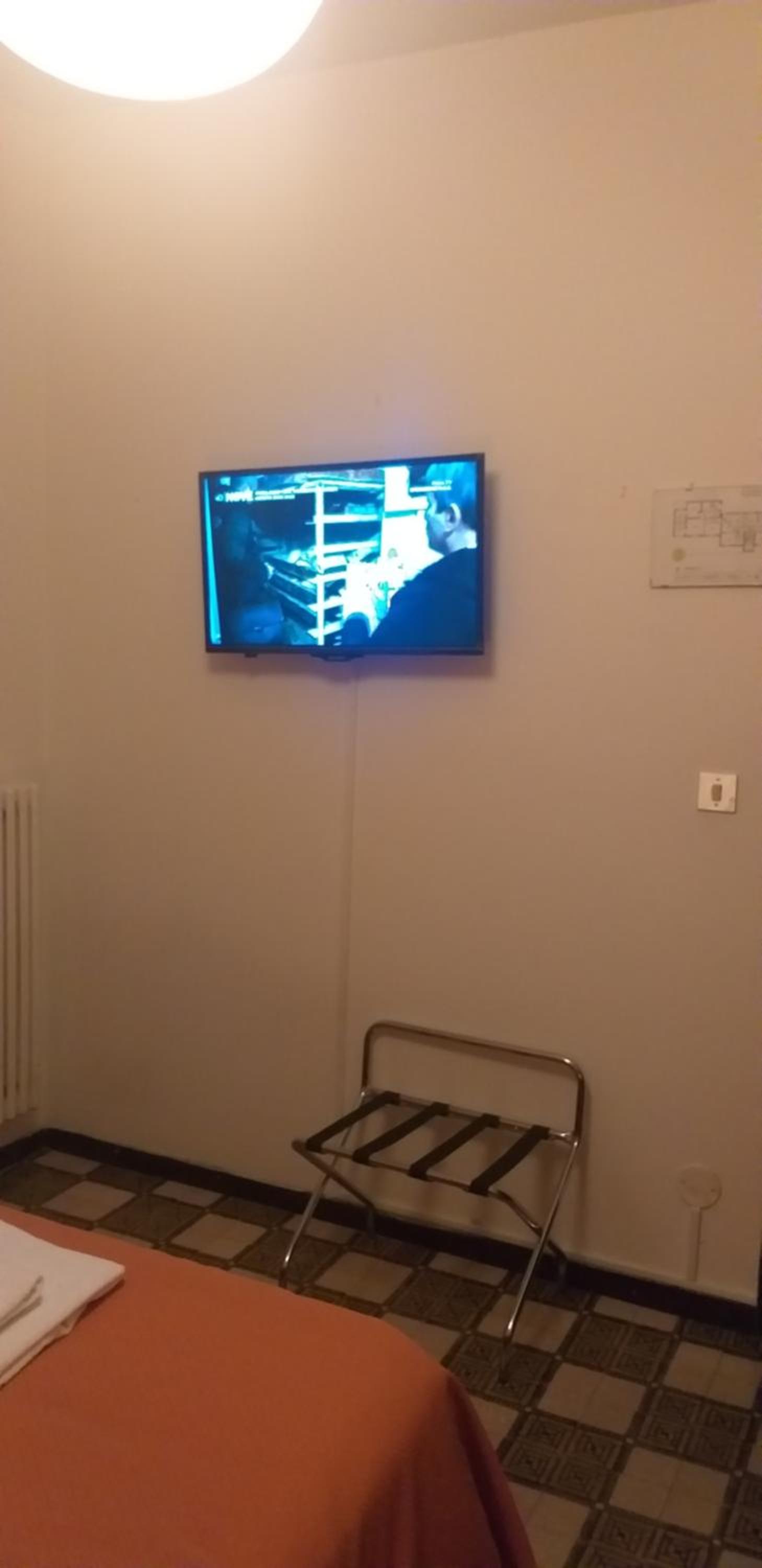Standard Single Room with Shared Bathroom
