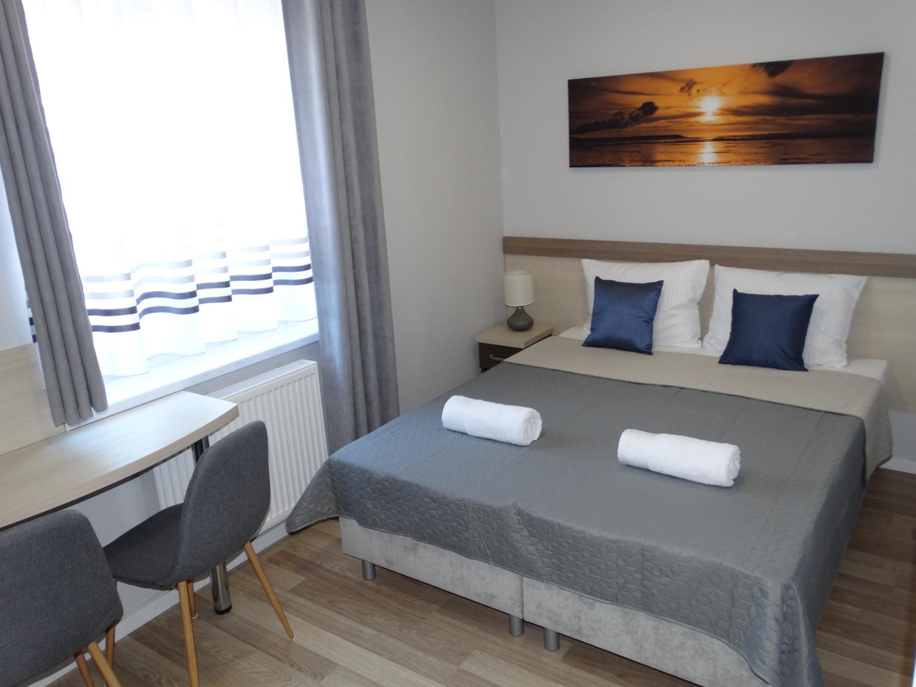 Double or Twin Room with Bathroom photo 1
