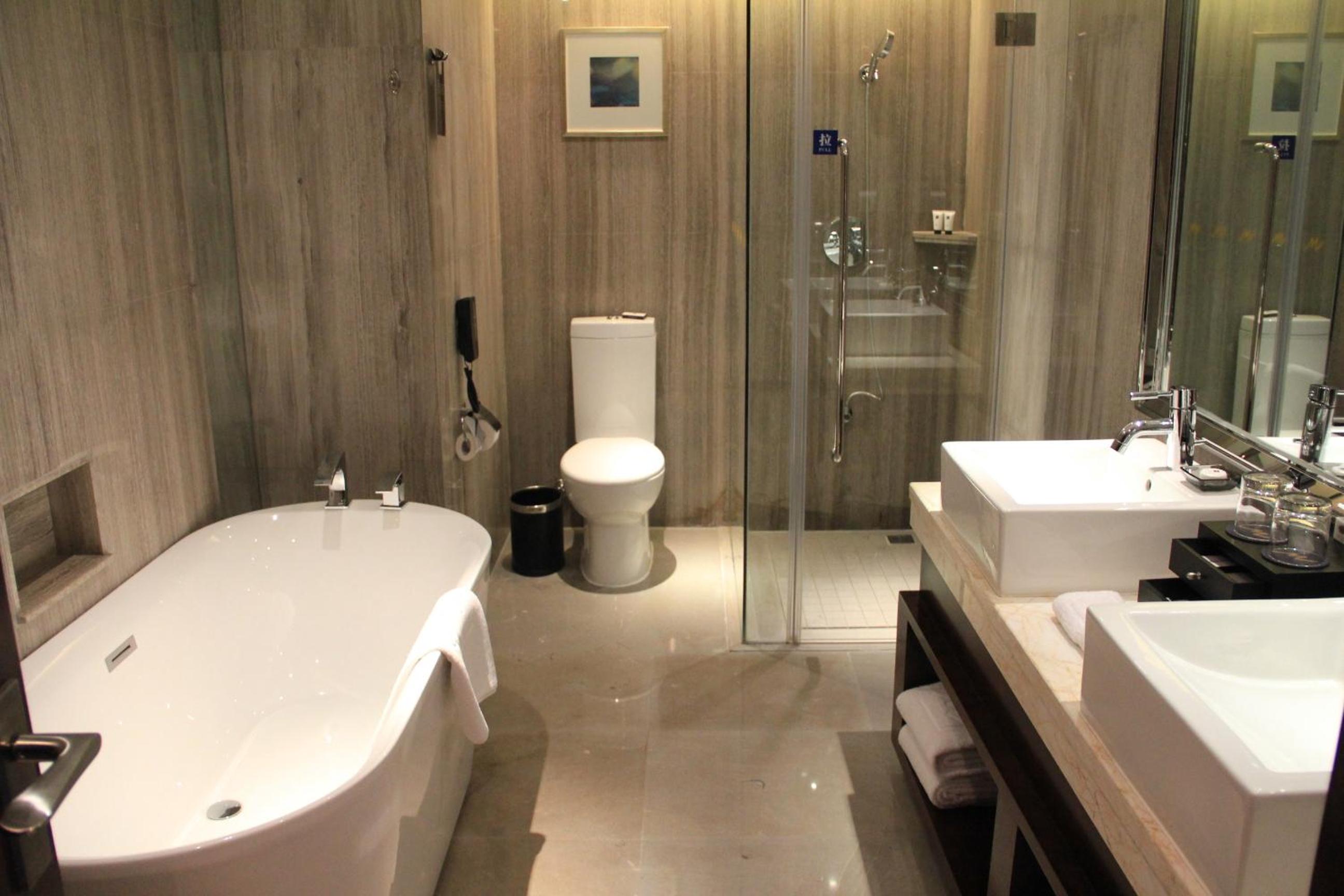 Deluxe Double Room photo 2