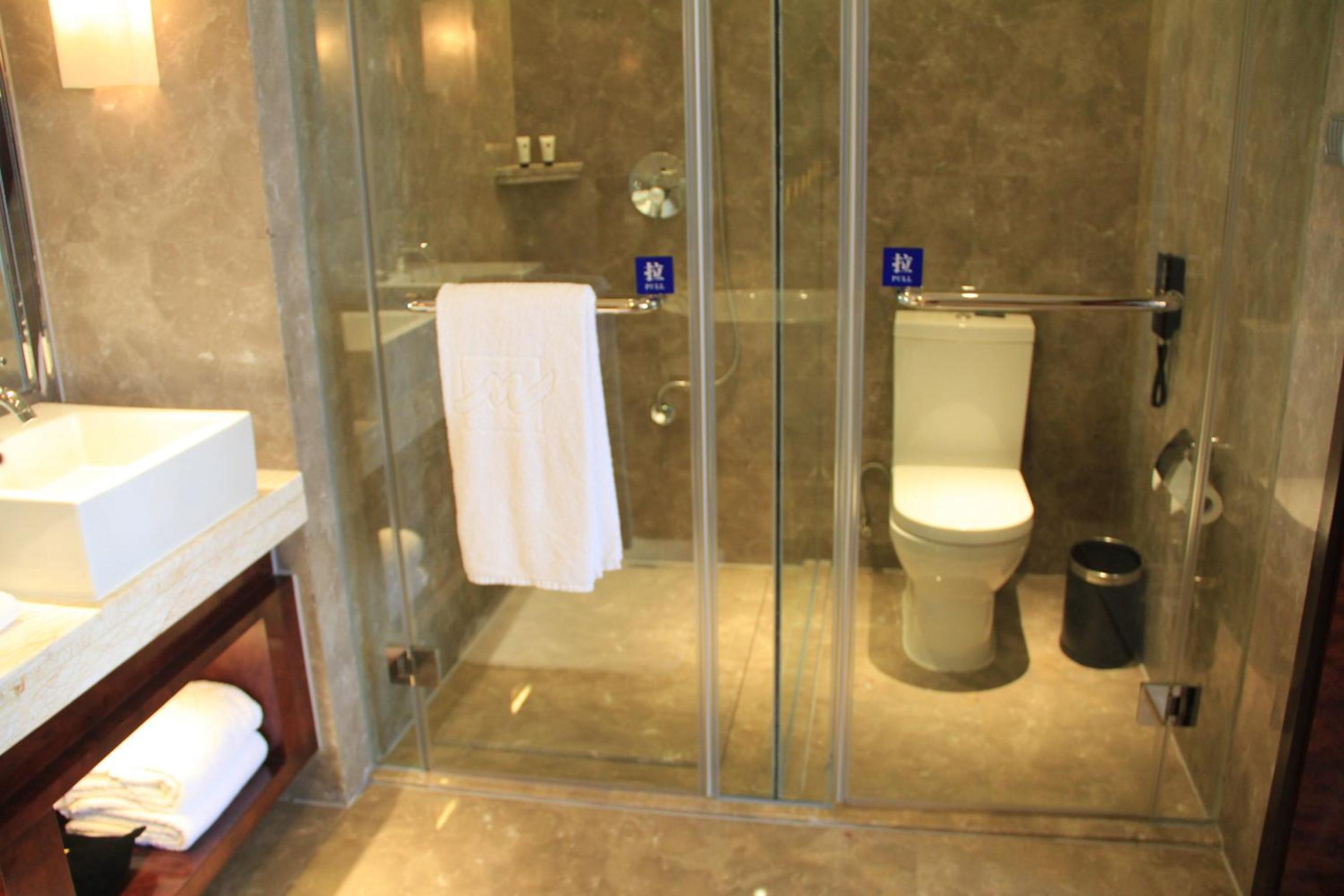Deluxe Double Room photo 3
