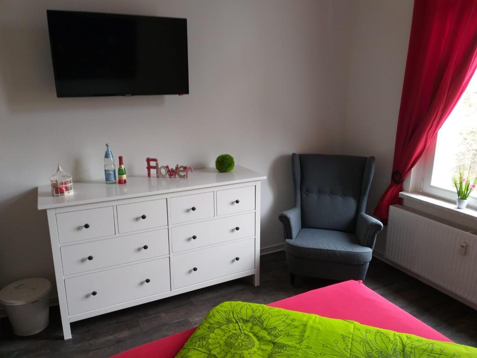 Studio Apartment photo 2