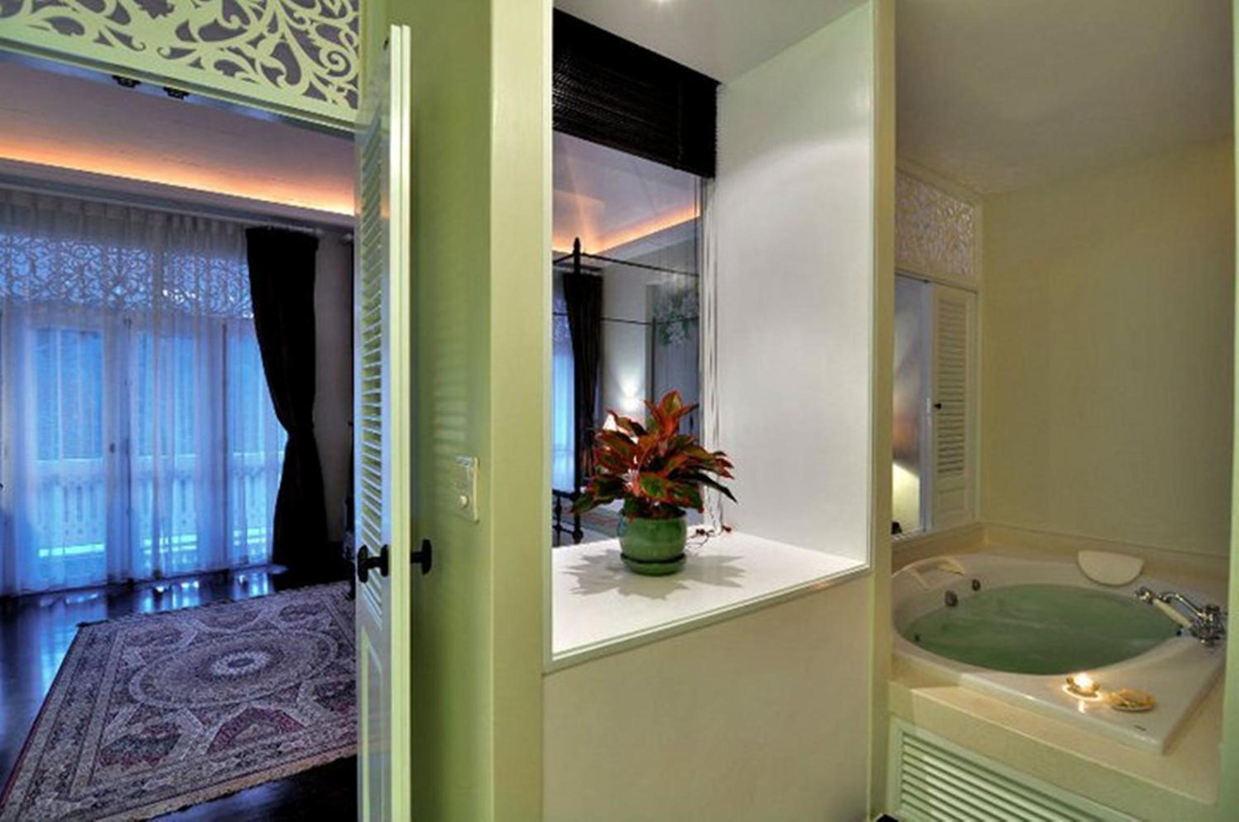 Royal Grande Deluxe Room - Photo 9