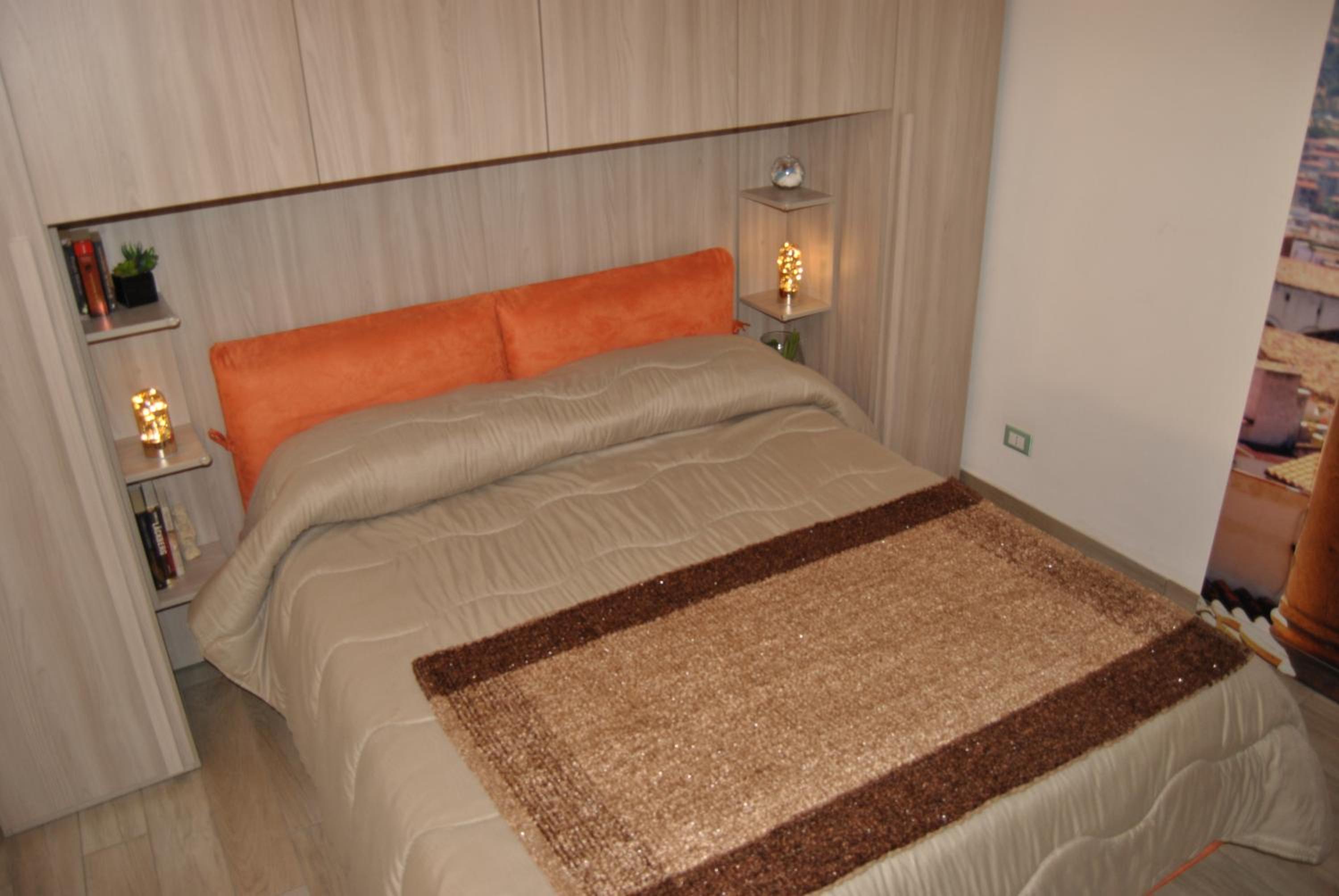 One-Bedroom Apartment with Balcony and Sea View - Photo 17