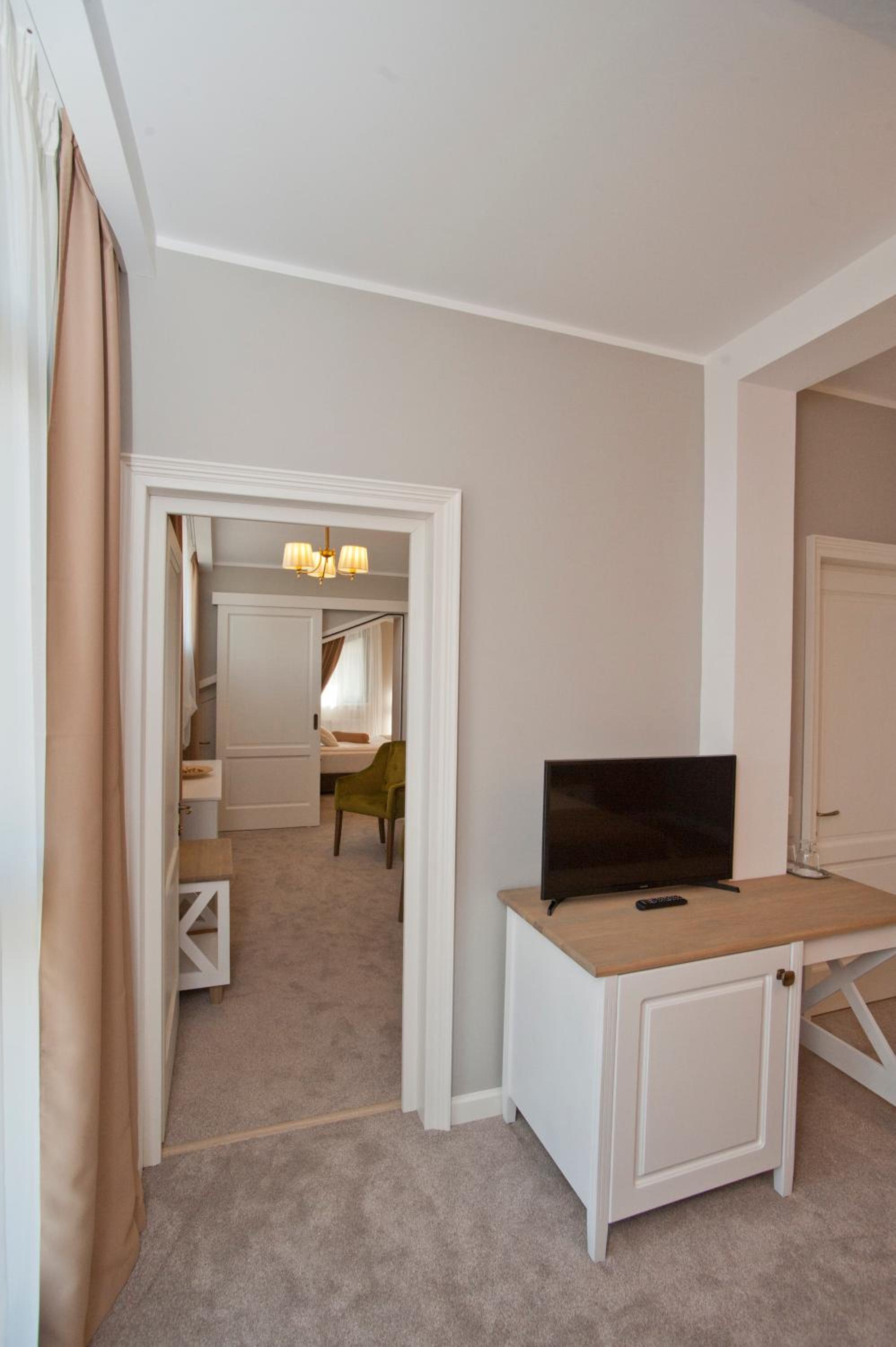 Two-Bedroom Suite photo 3
