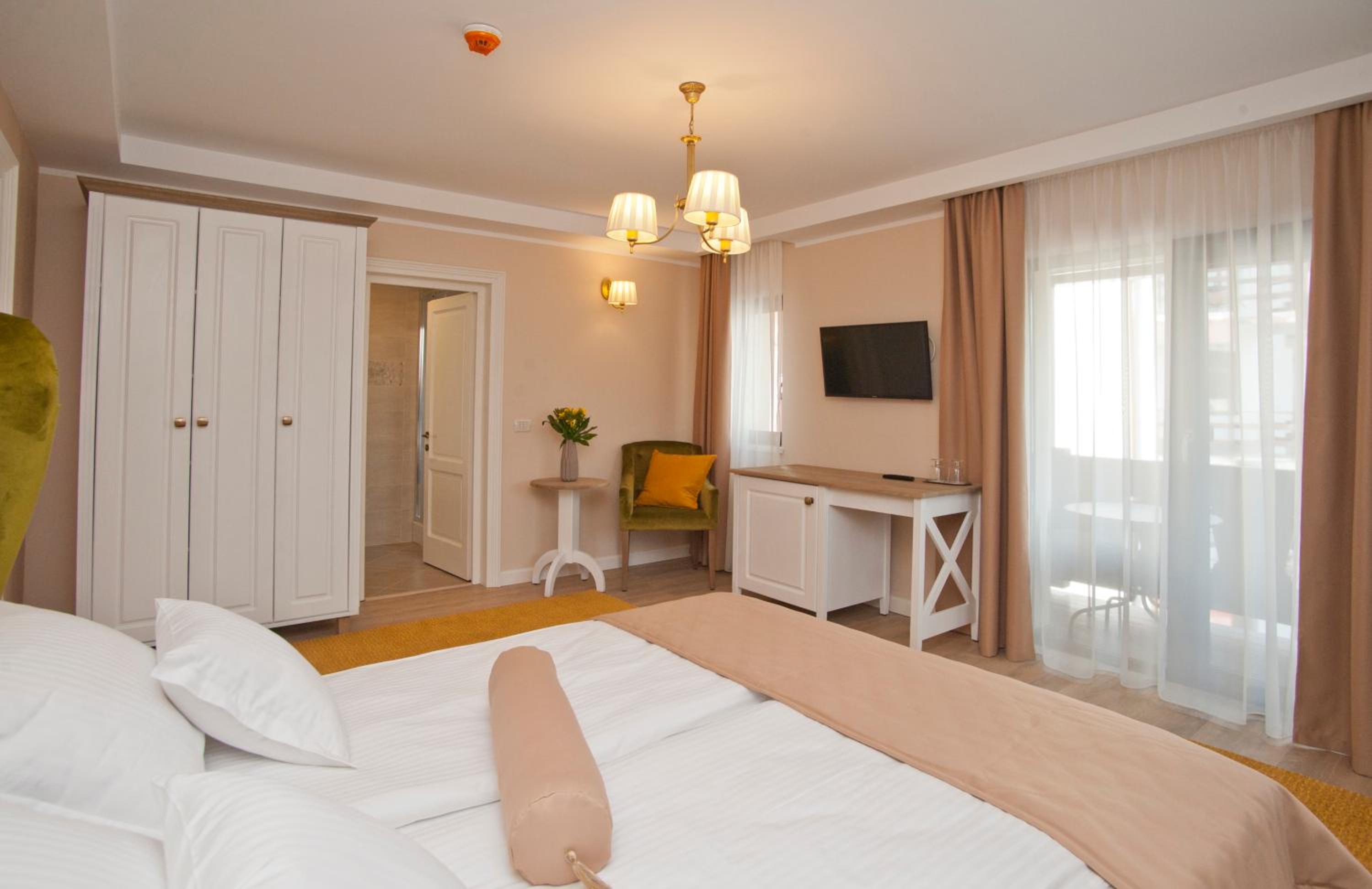 Double Room with Balcony