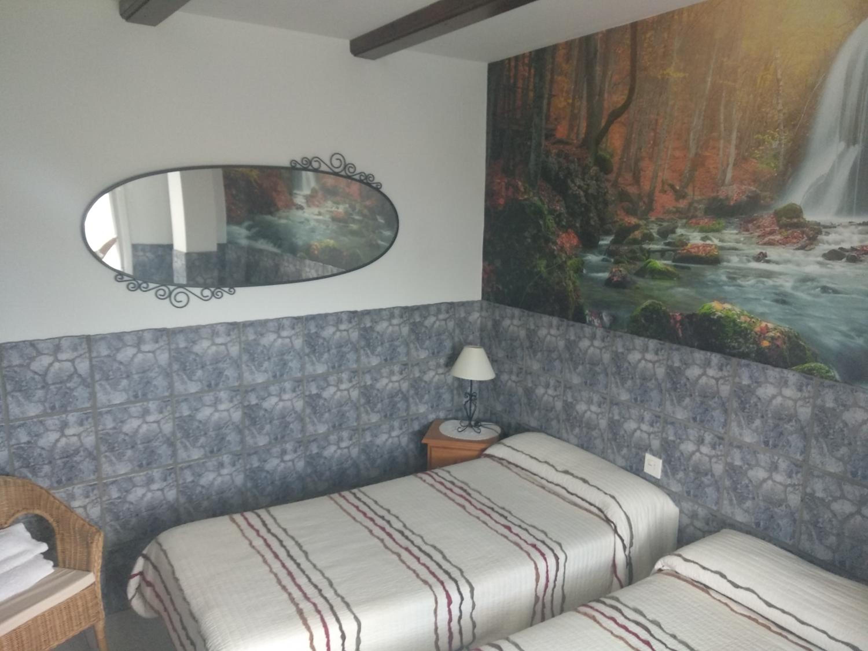 Double Room - Photo 3