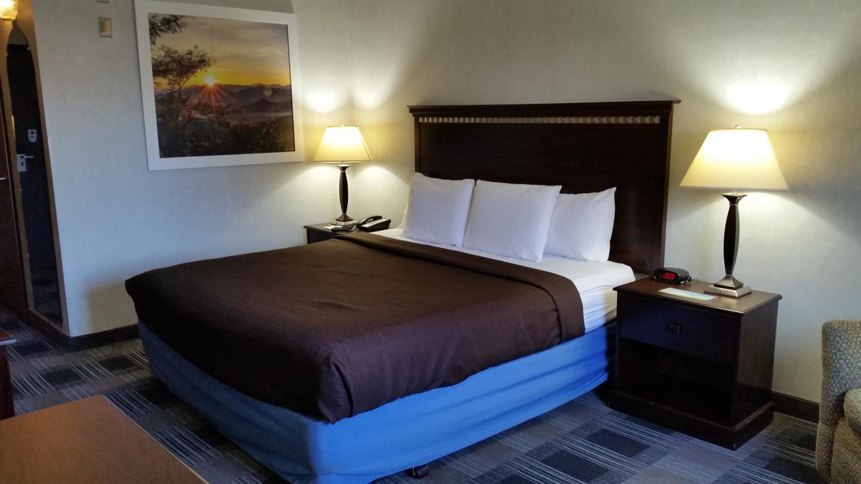 King Room - Disability Access/Non-Smoking - Photo 3