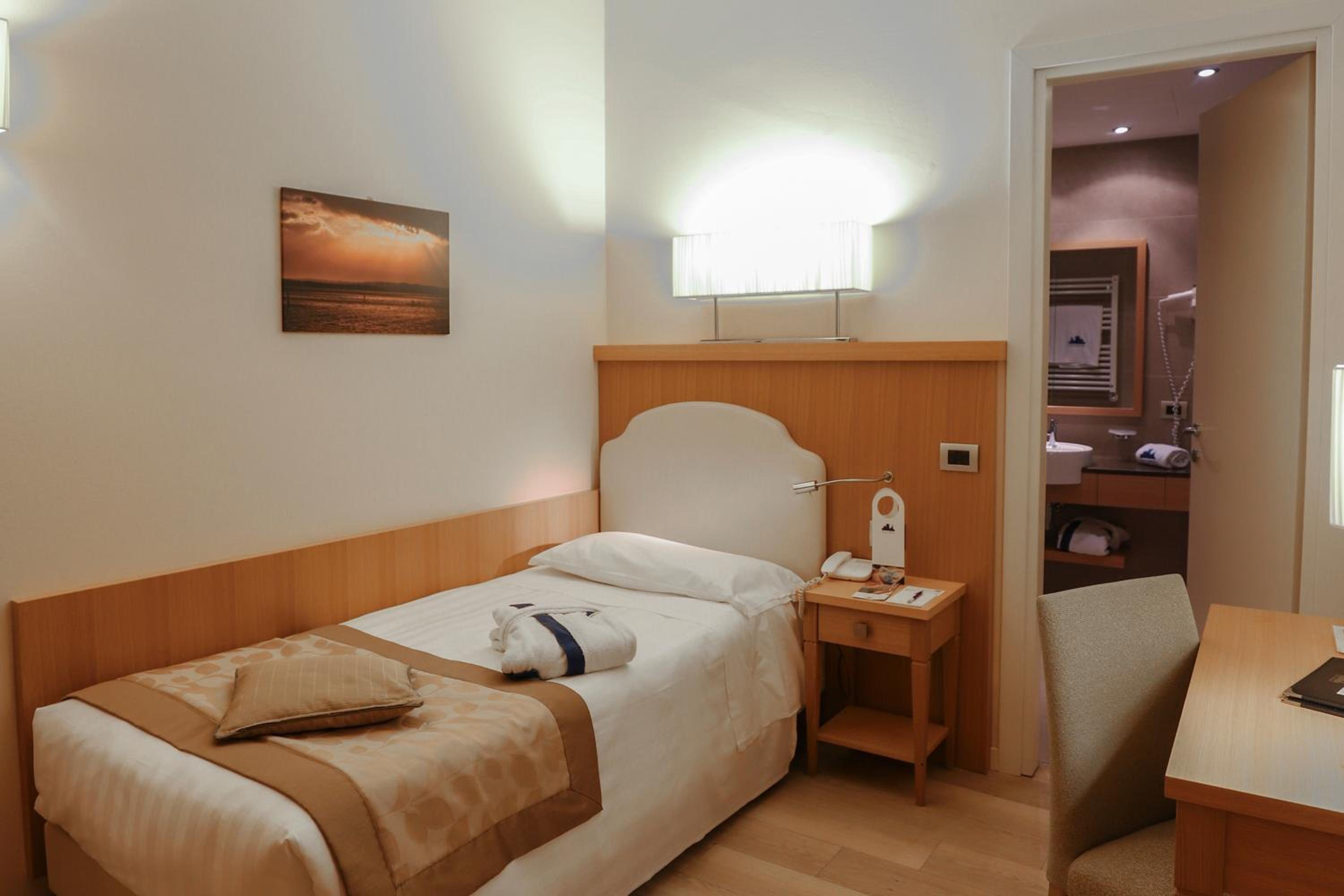 Economy Single Room with Spa Access