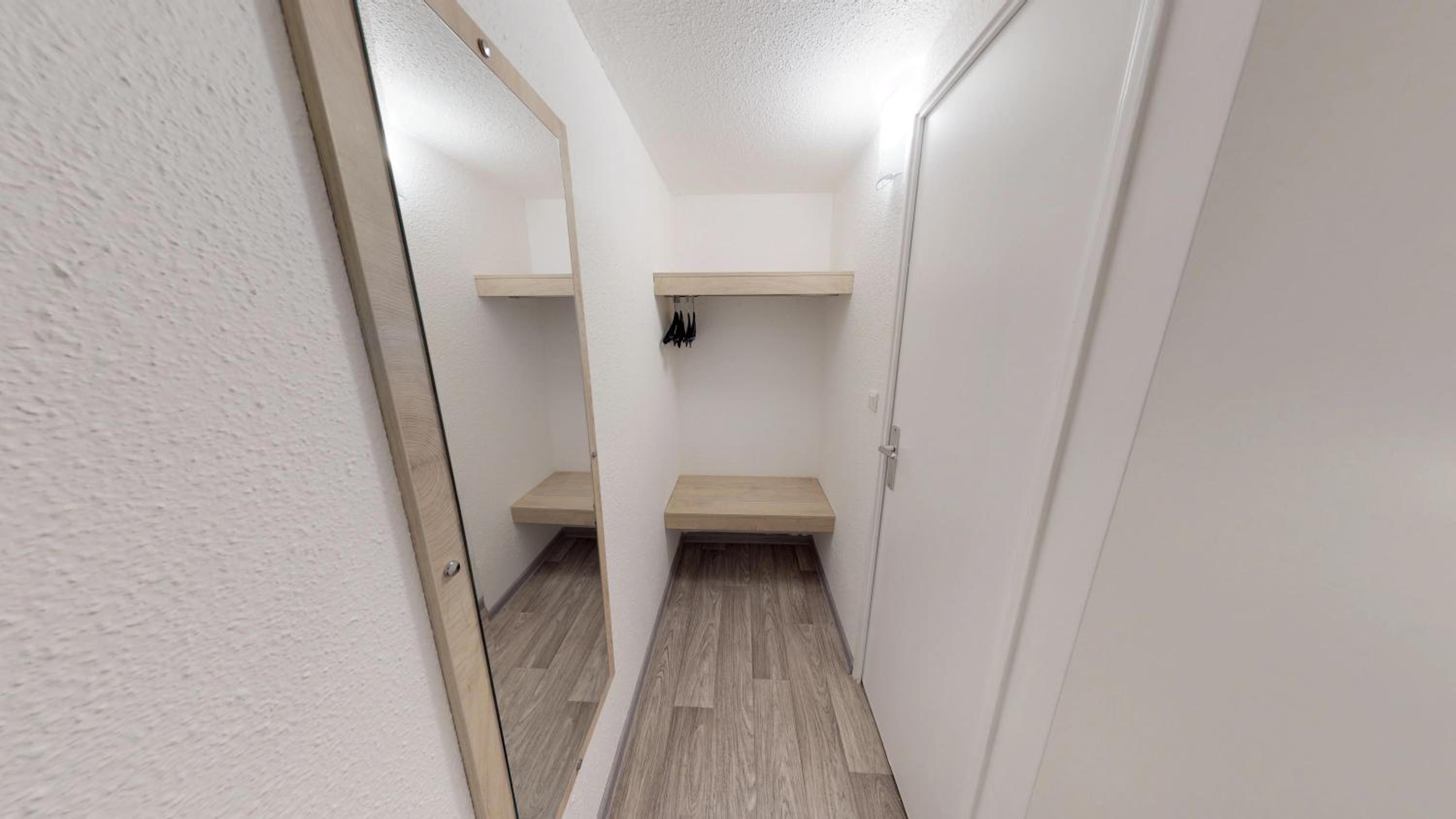 Double Room - Photo 4