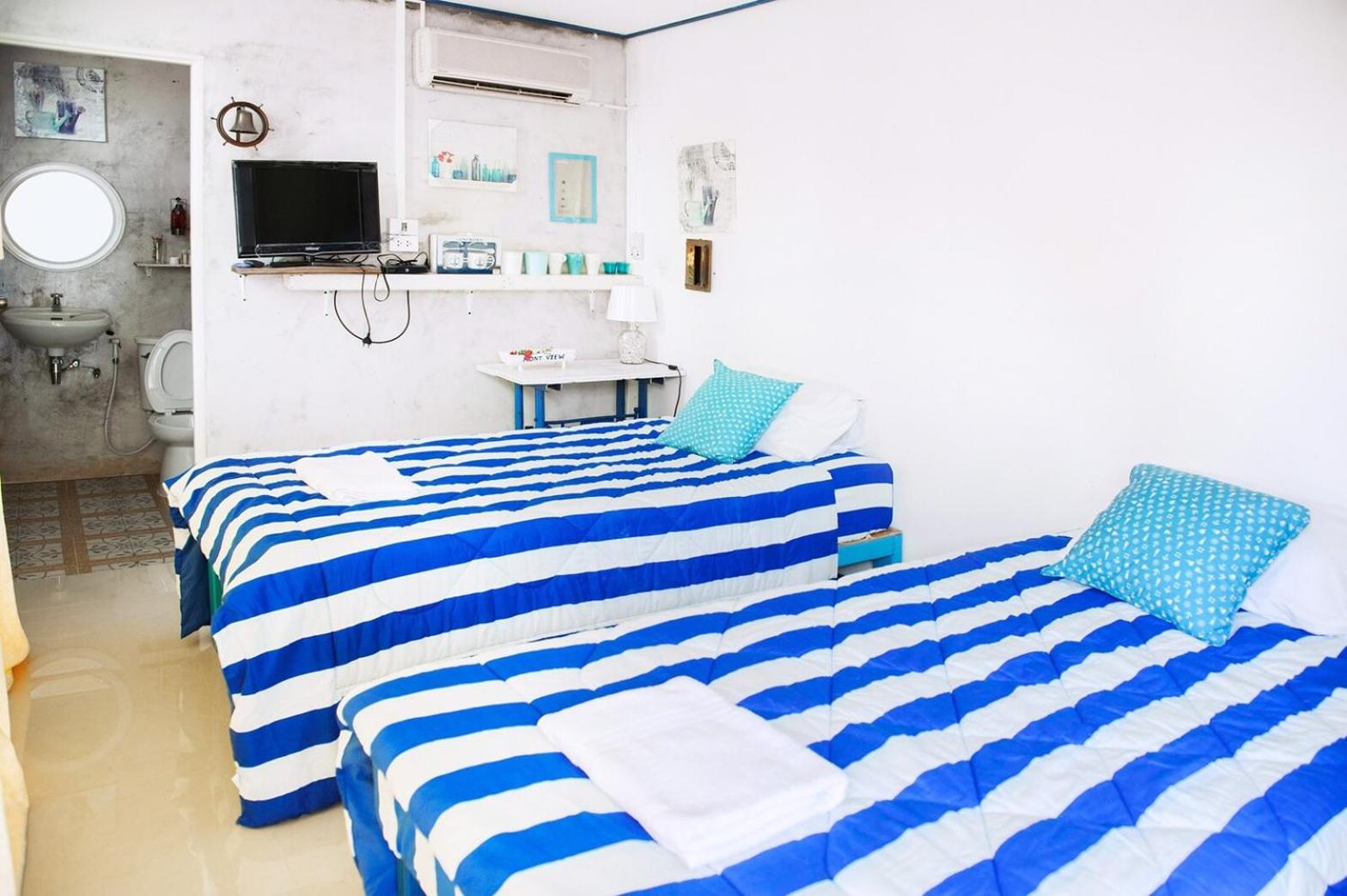 Economy Twin Room - Photo 2
