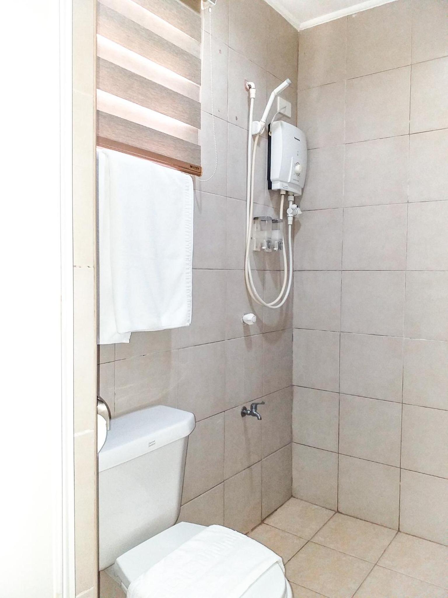 Standard Twin Room - Photo 3