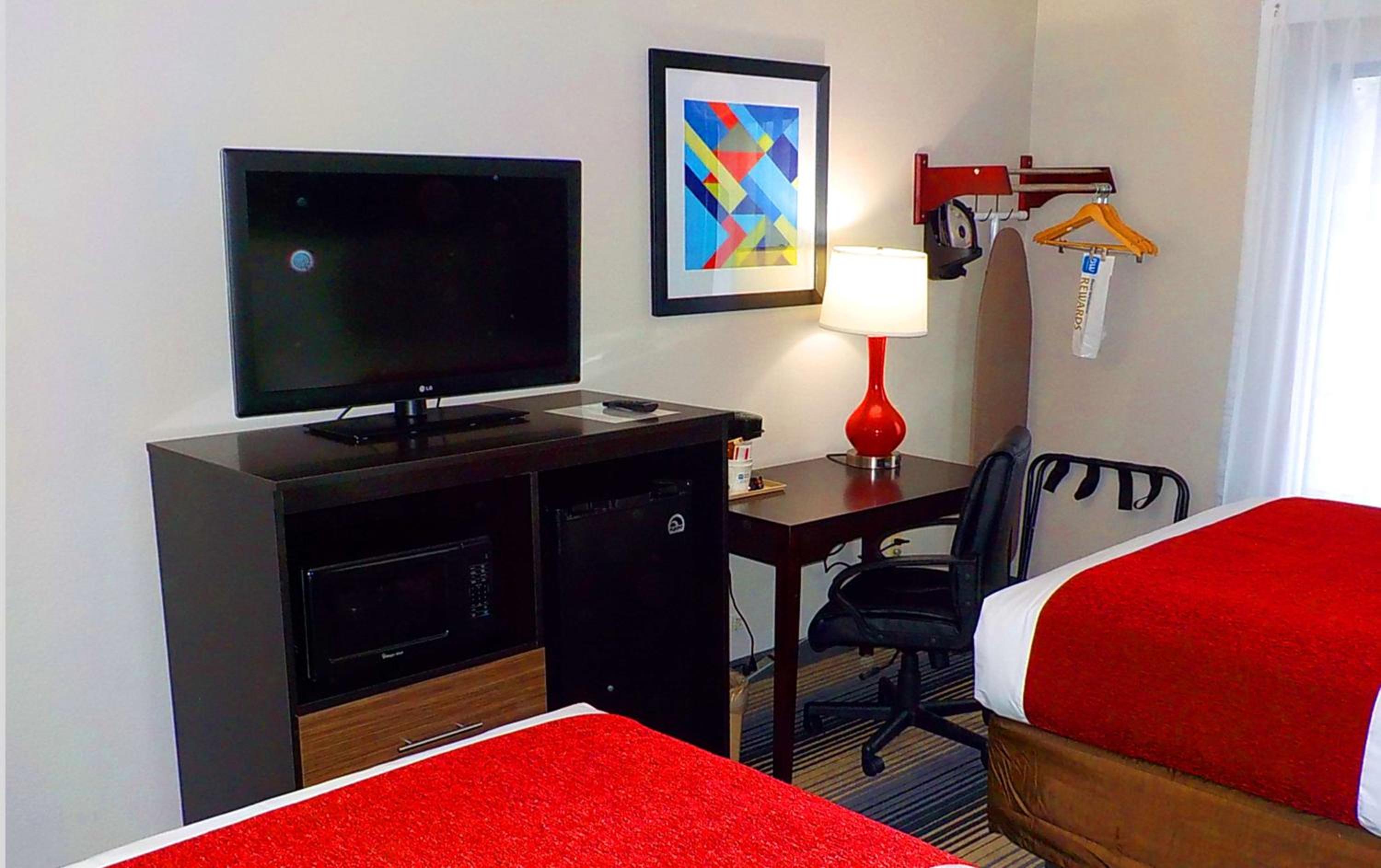 Double Room with Two Double Beds - Non-Smoking - Photo 1