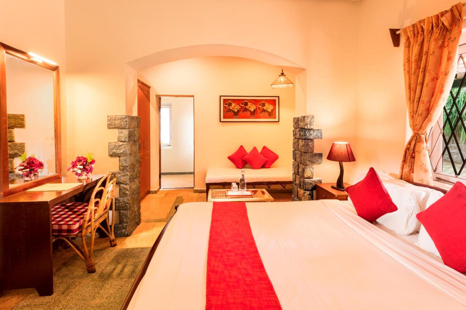 Golden tips room photo 3