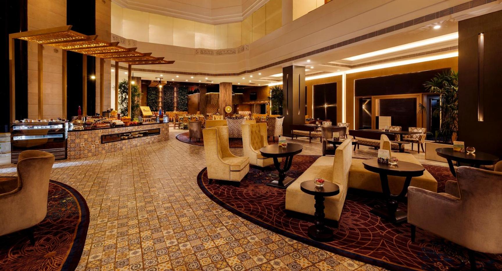 Deluxe Suite With Round Trip Airport Transfers