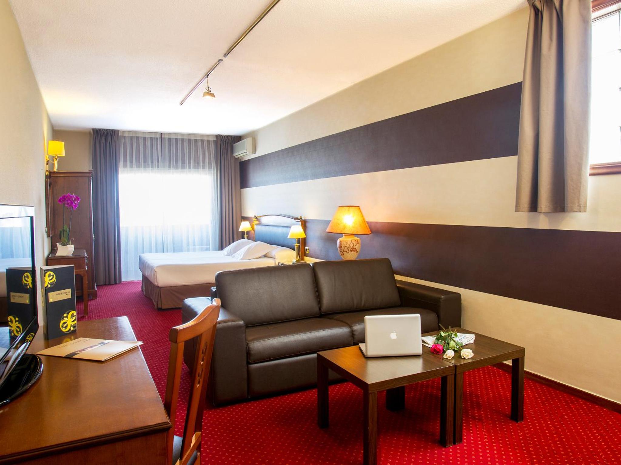 Quadruple Room - Photo 3