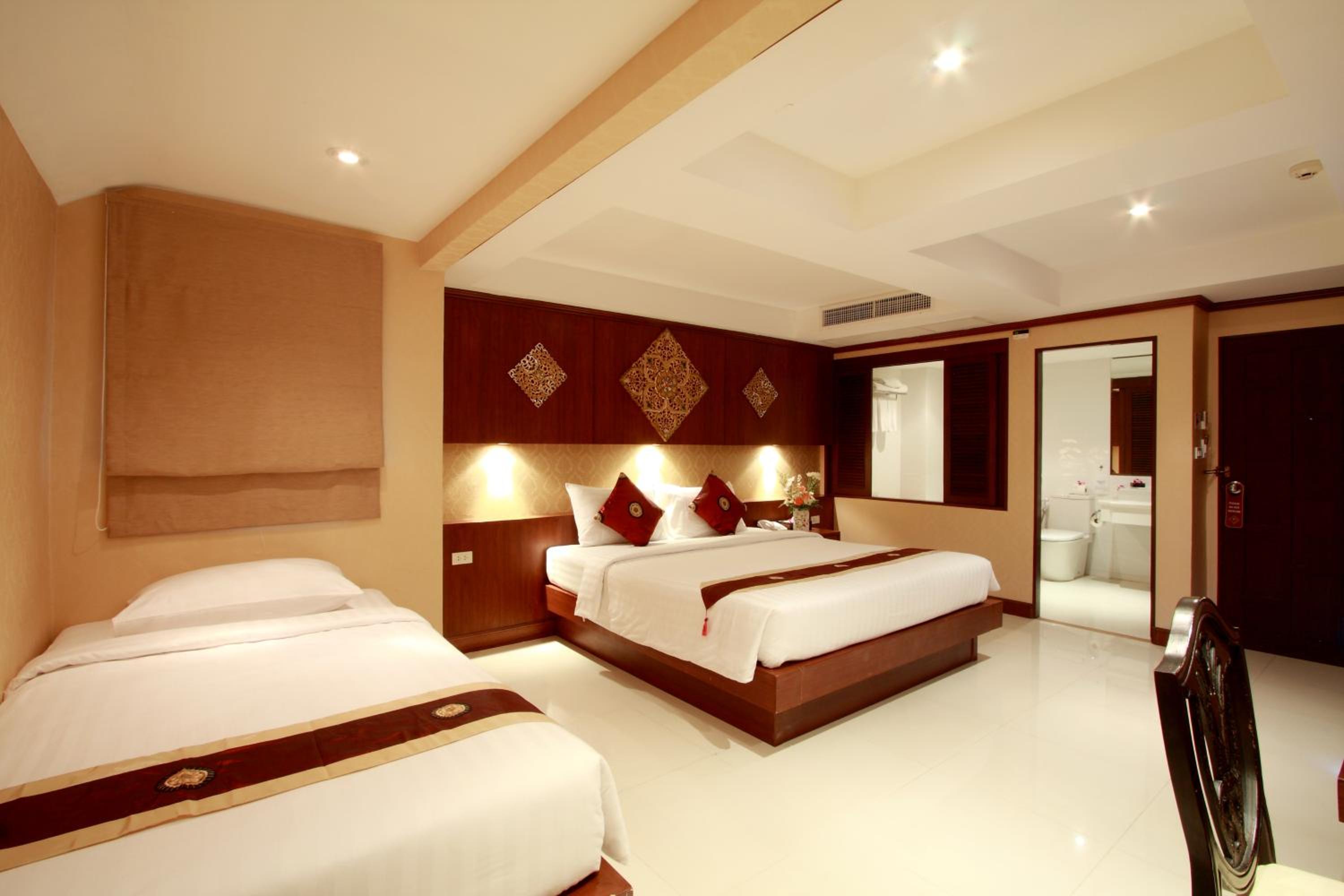 Loft Wing Triple Room