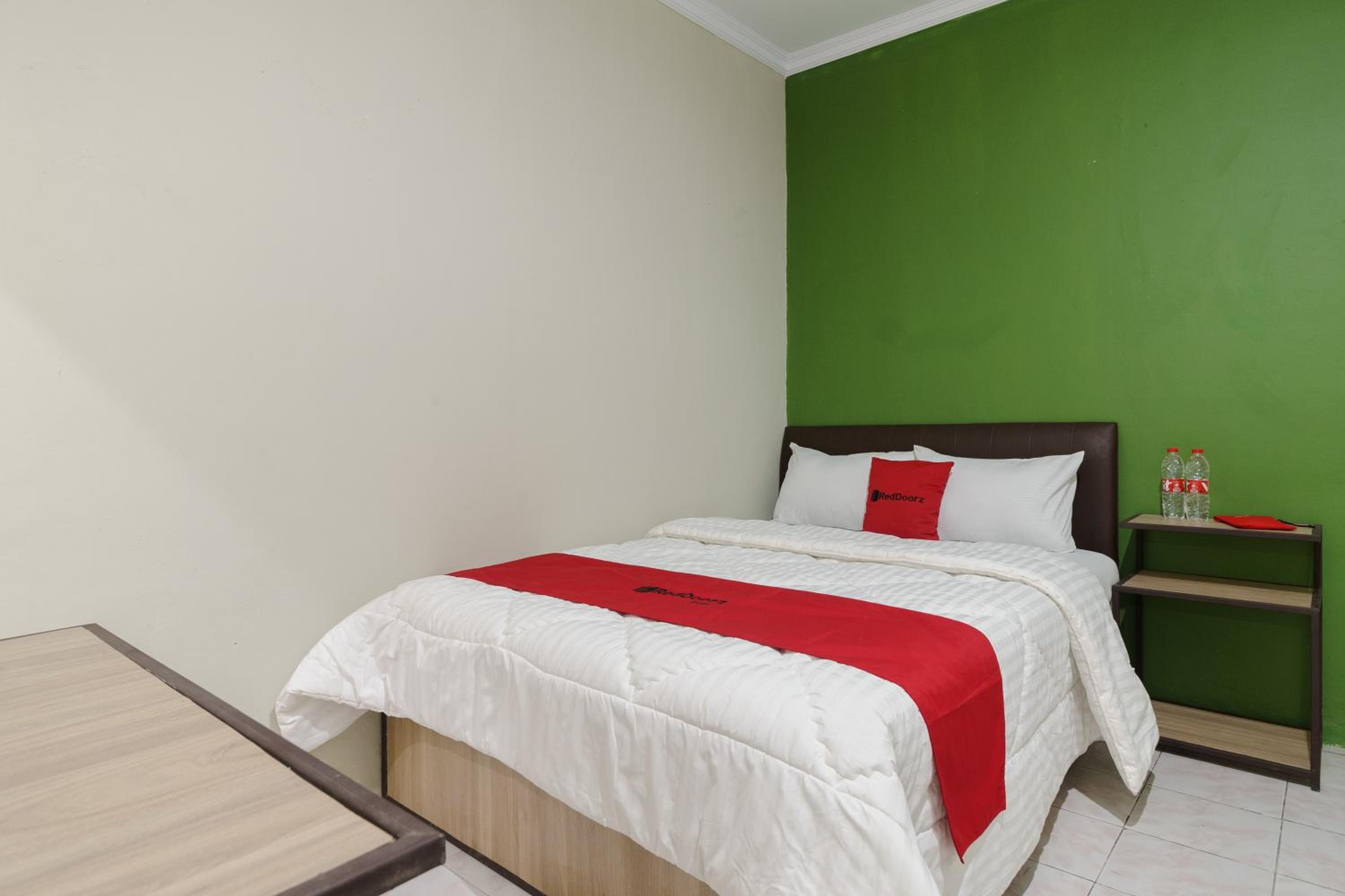 Double Room - Photo 7