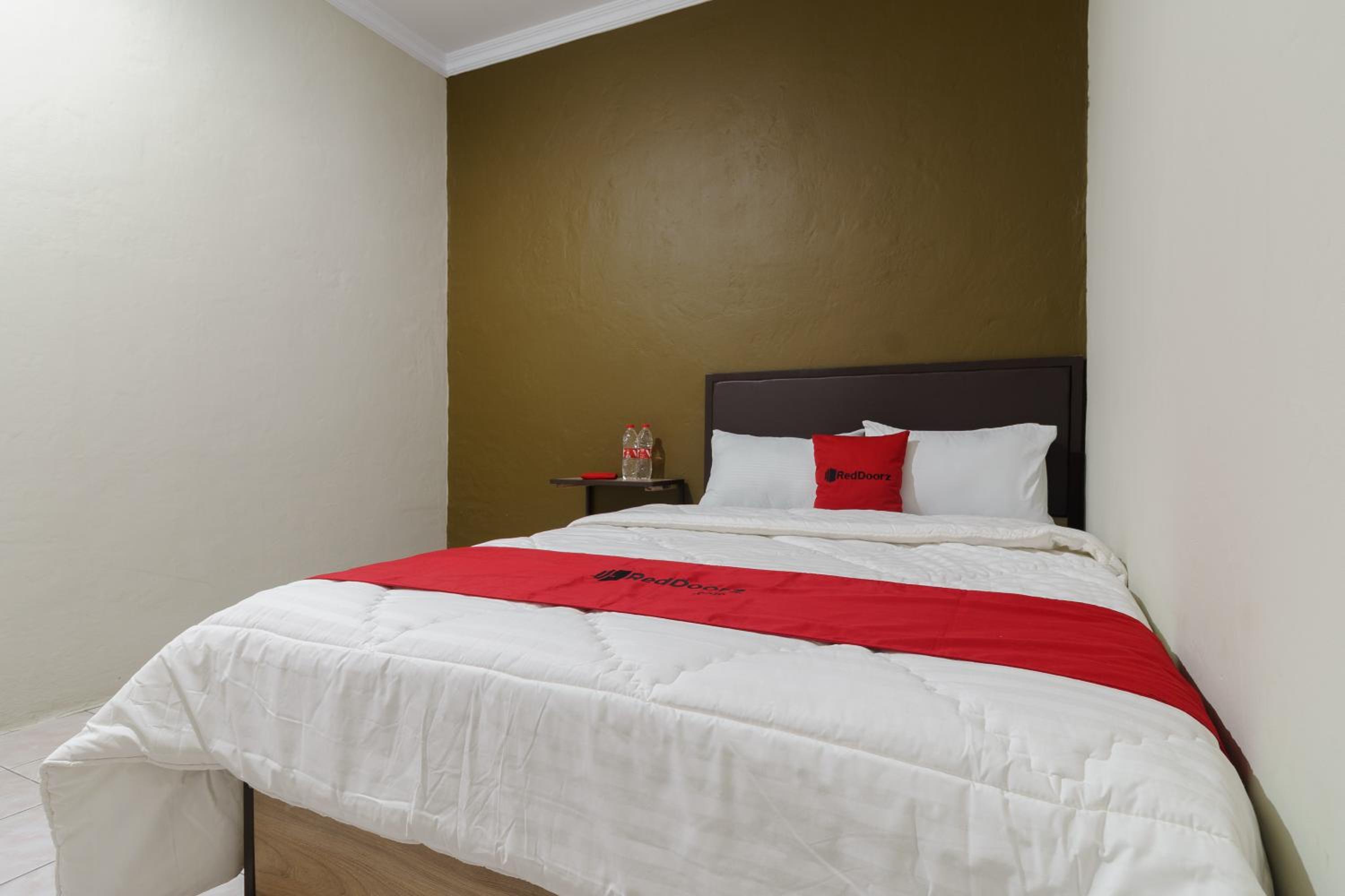 Double Room - Photo 5