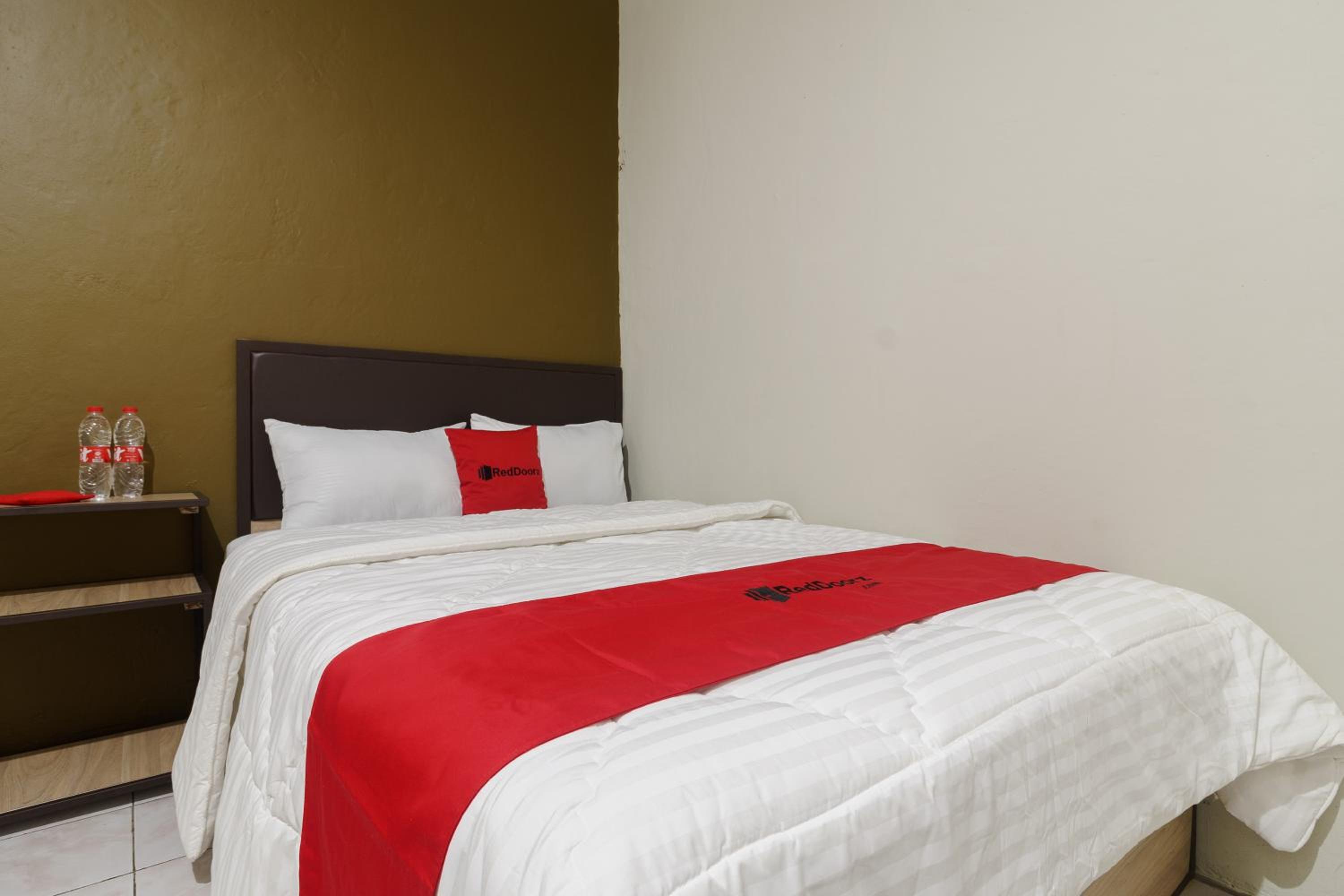 Double Room - Photo 3