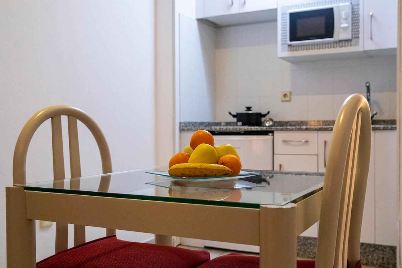 Studio (2 Adults) - Photo 5