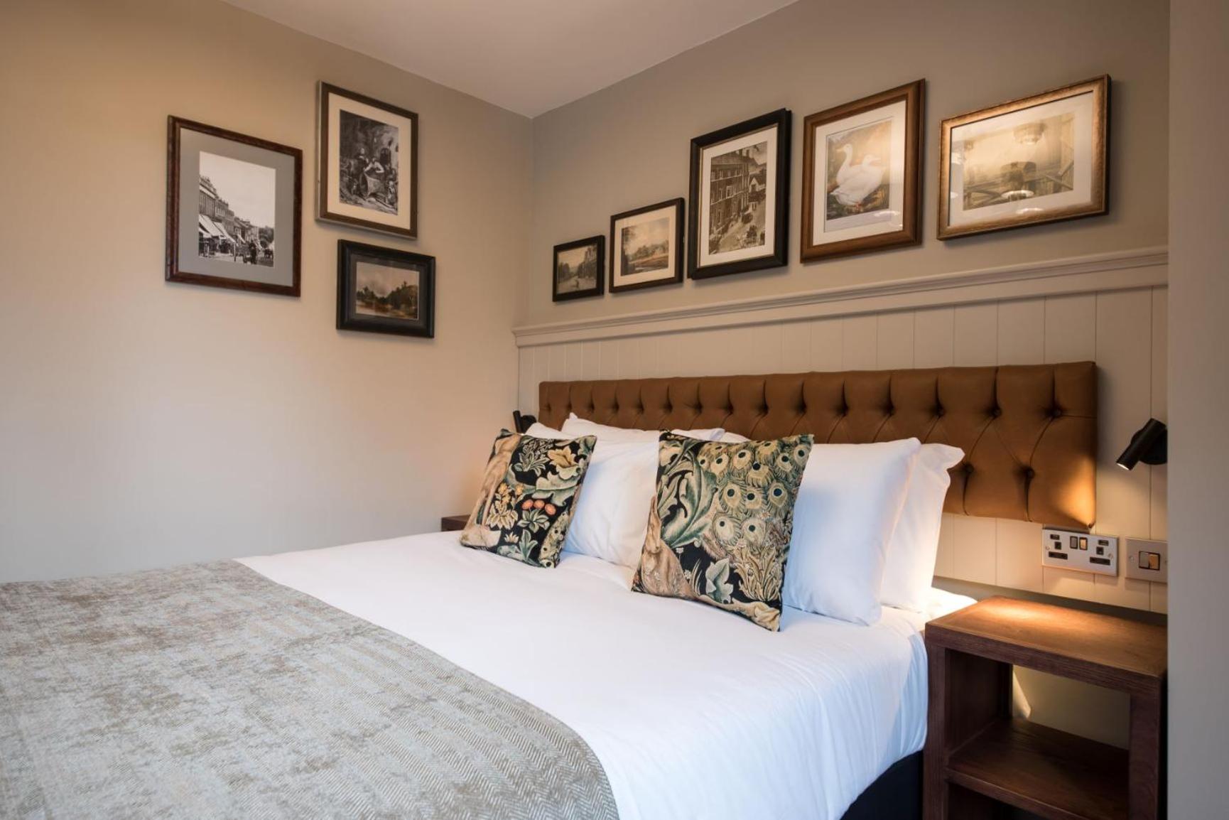 Double Room - Photo 2