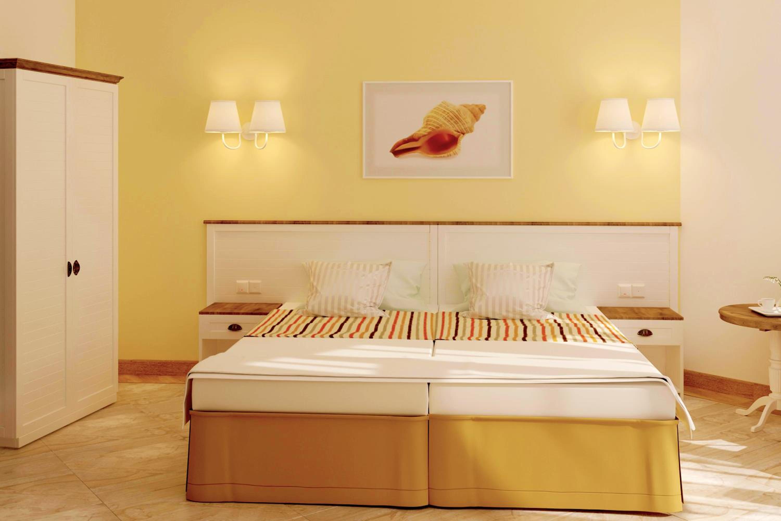 One-Bedroom Suite with Balcony photo 1