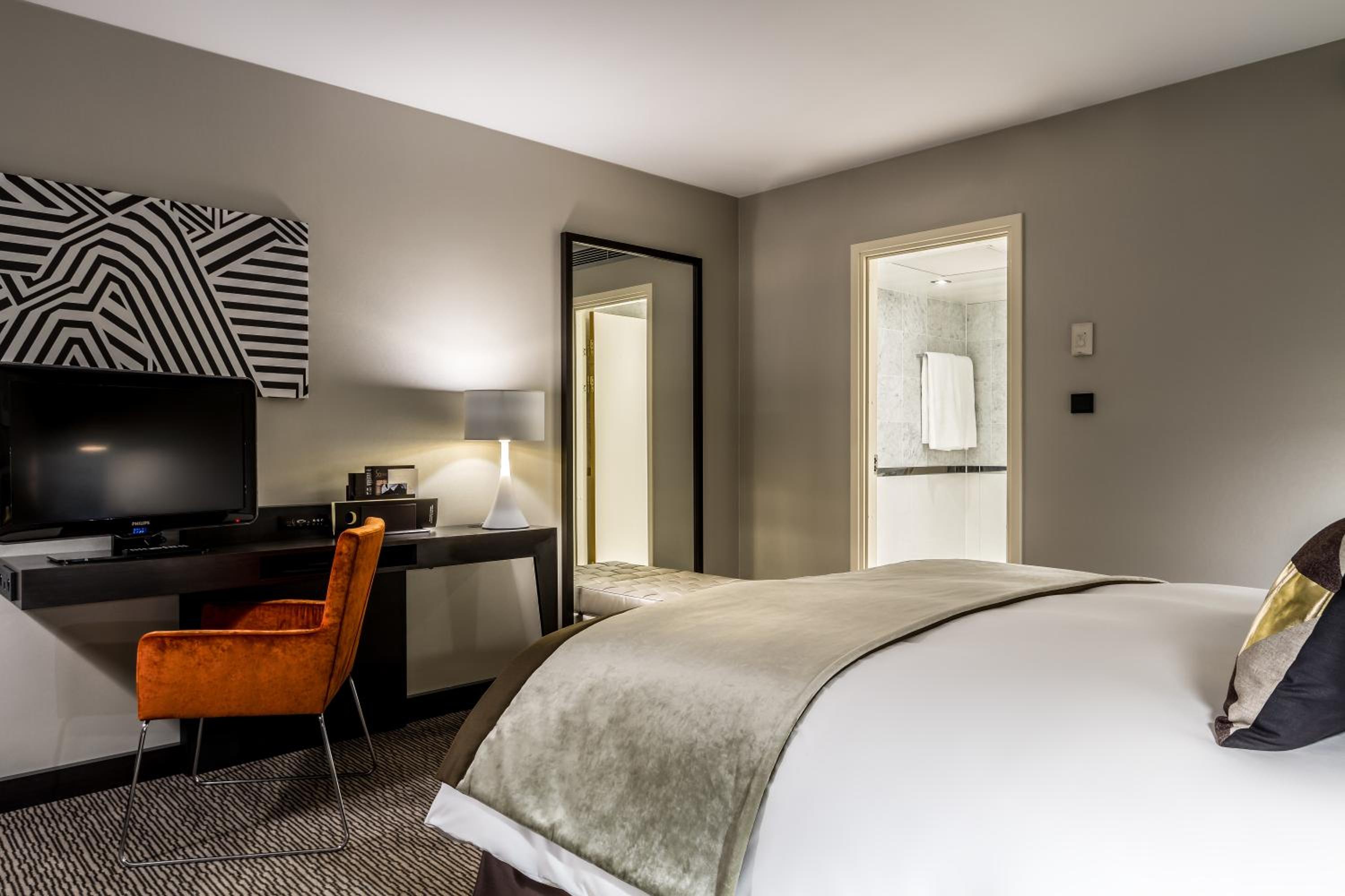 Prestige King Suite - Photo 7