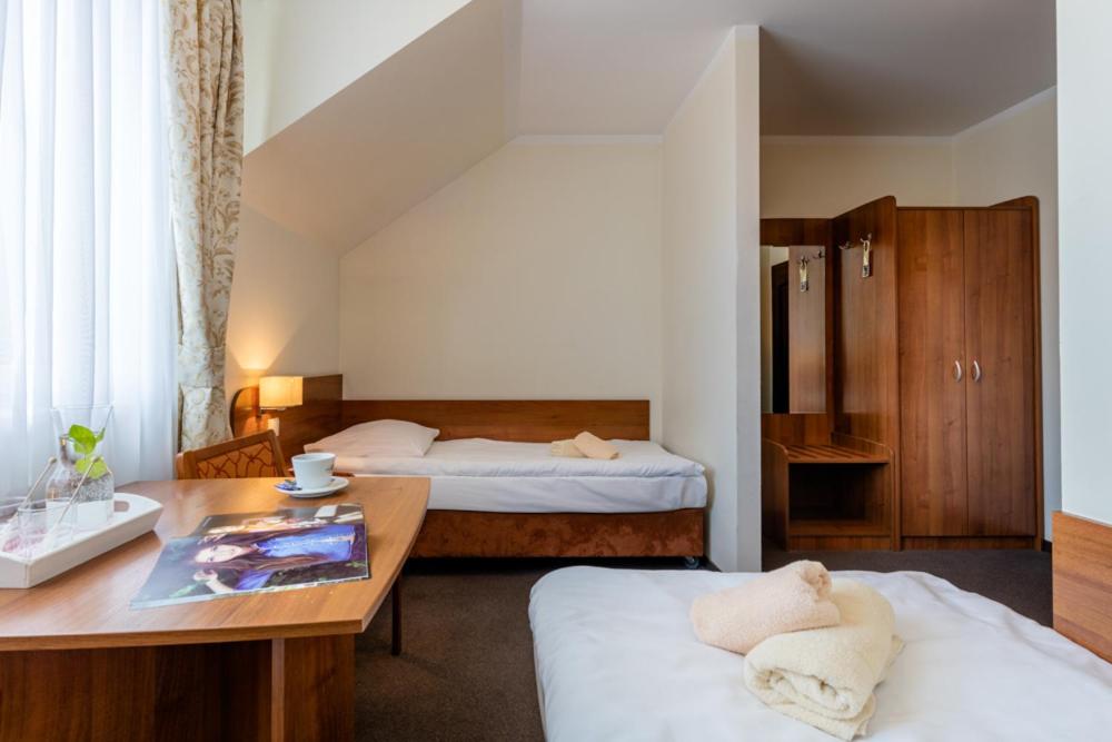 Standard Single Room with Shower photo 1