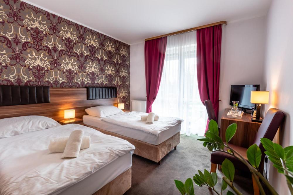 Deluxe Single Room with Balcony photo 1