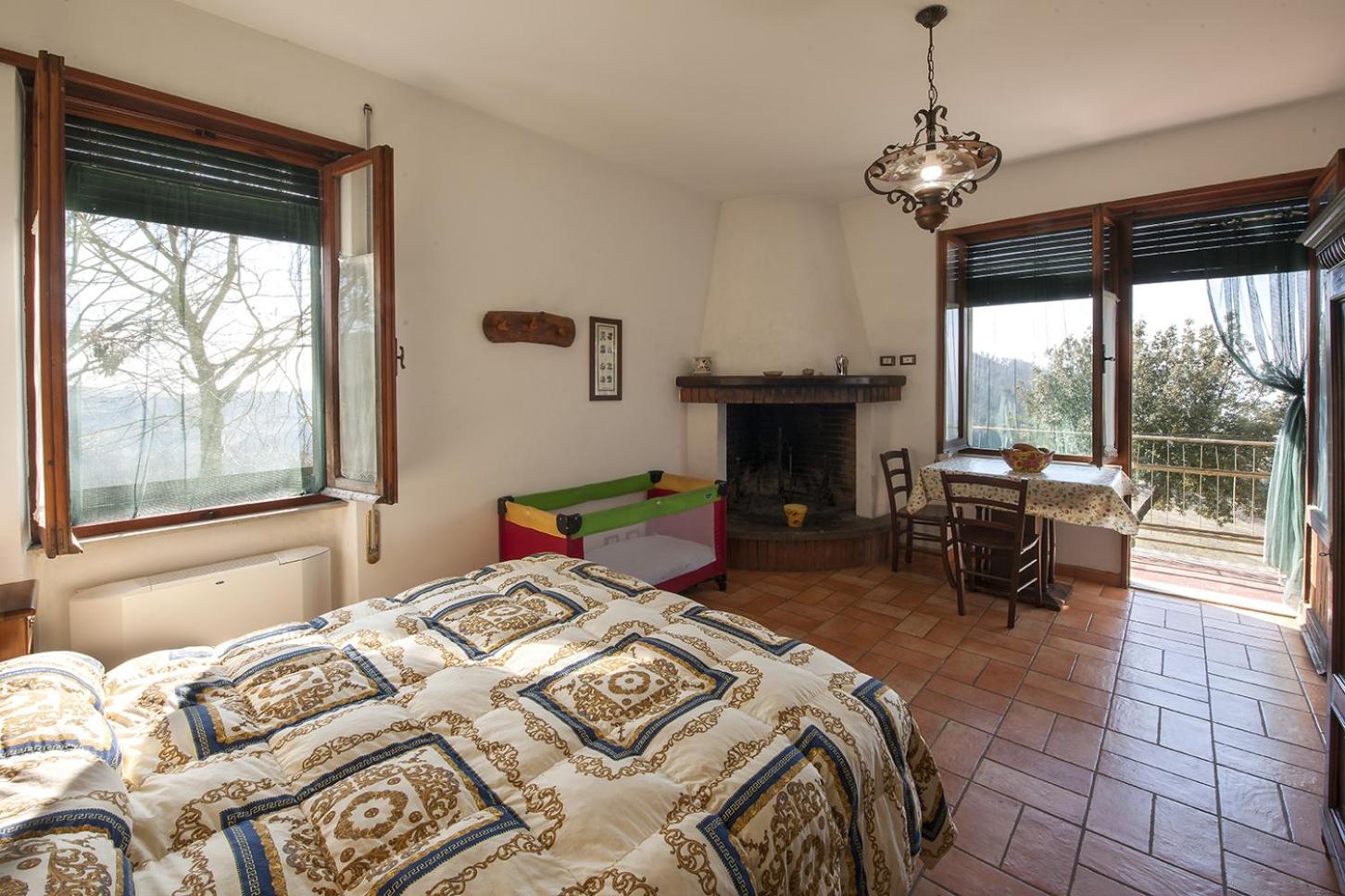 Double Room - Photo 3