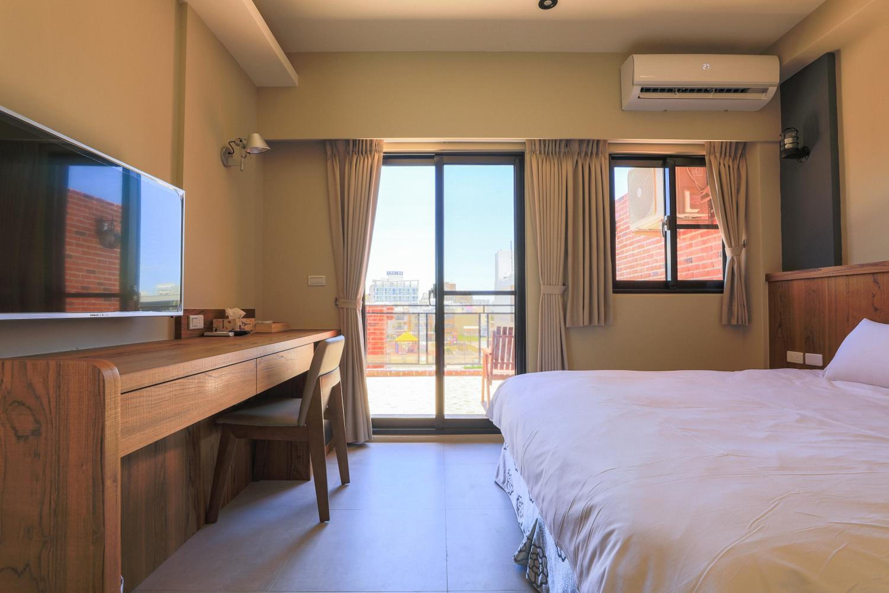 Standard Double Room photo 2