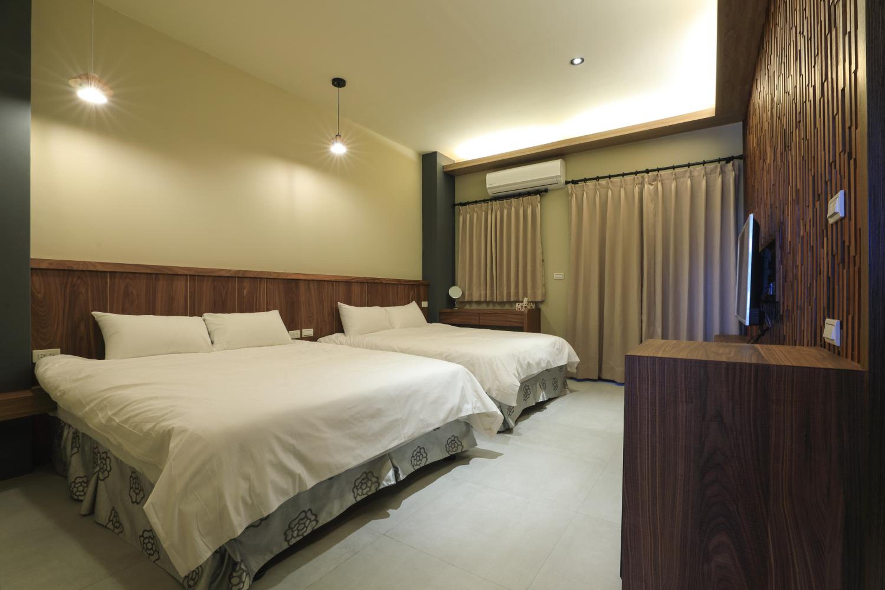 Standard Quadruple Room photo 2