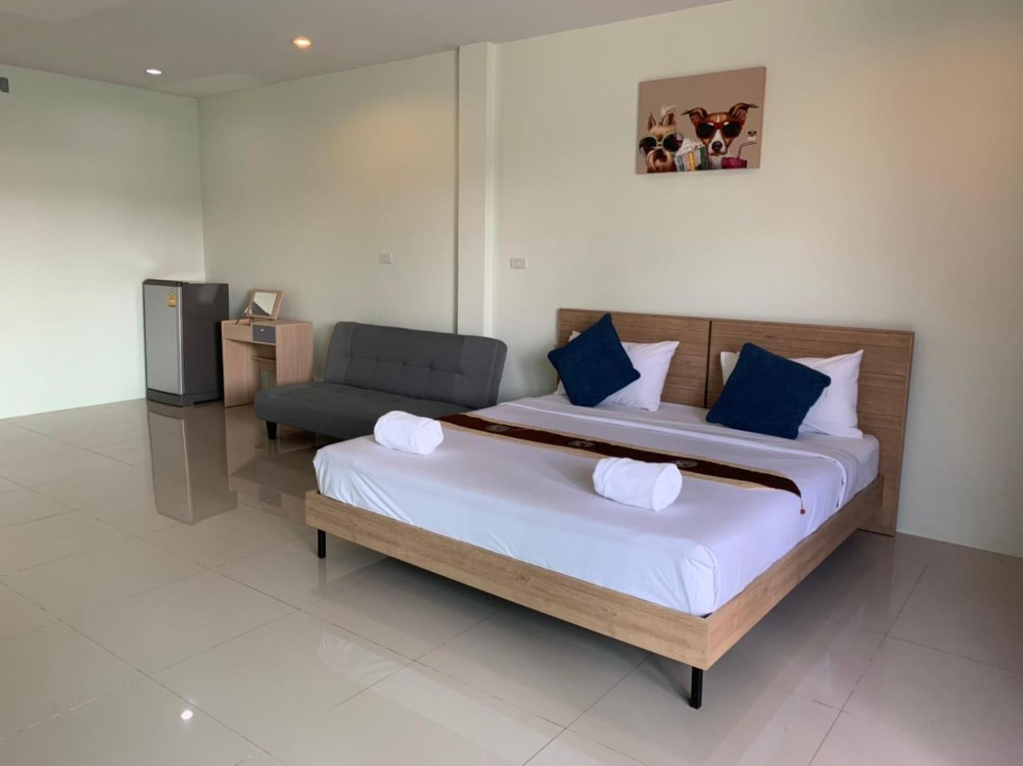 Budget Double Room photo 2