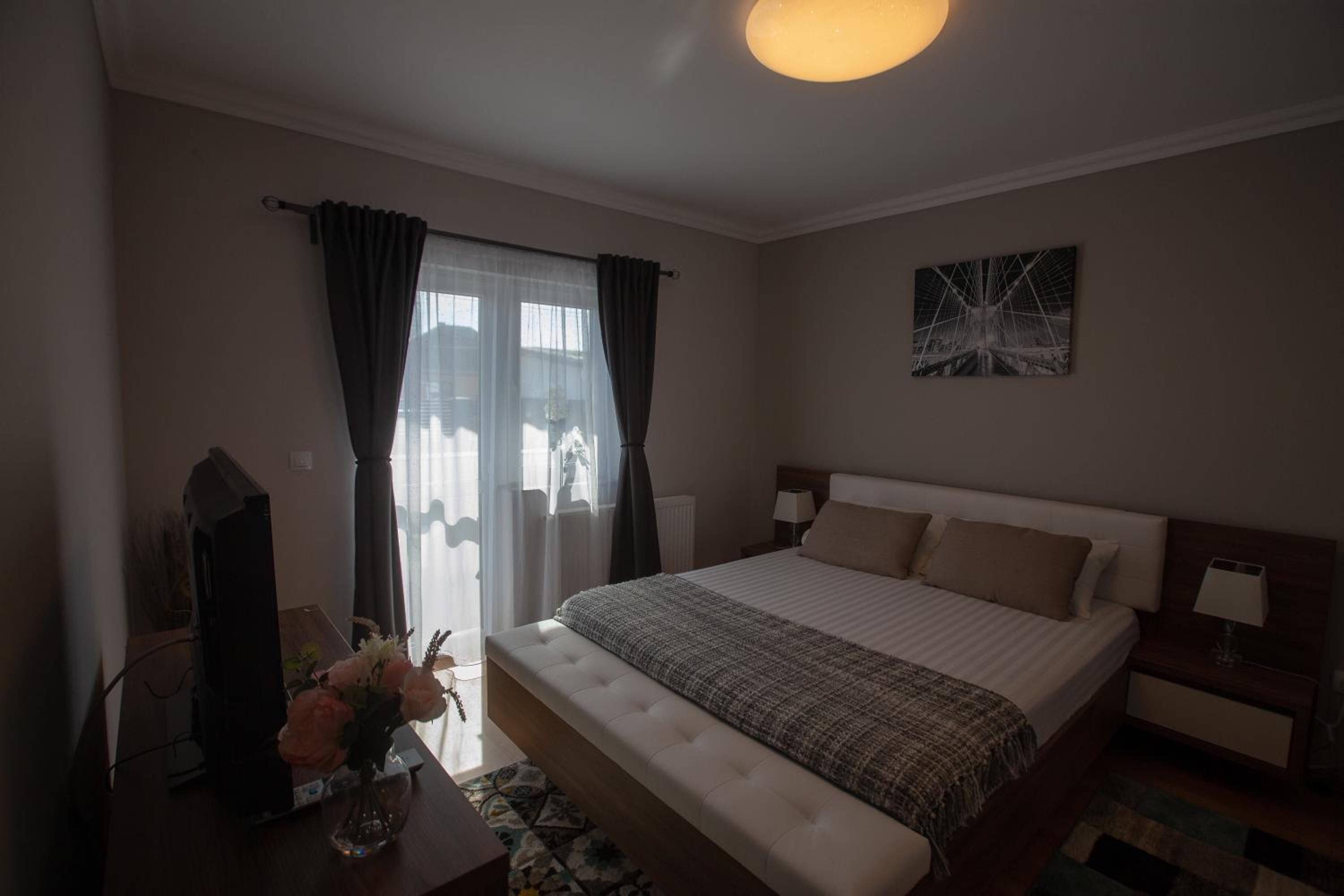 Apartment - Photo 5