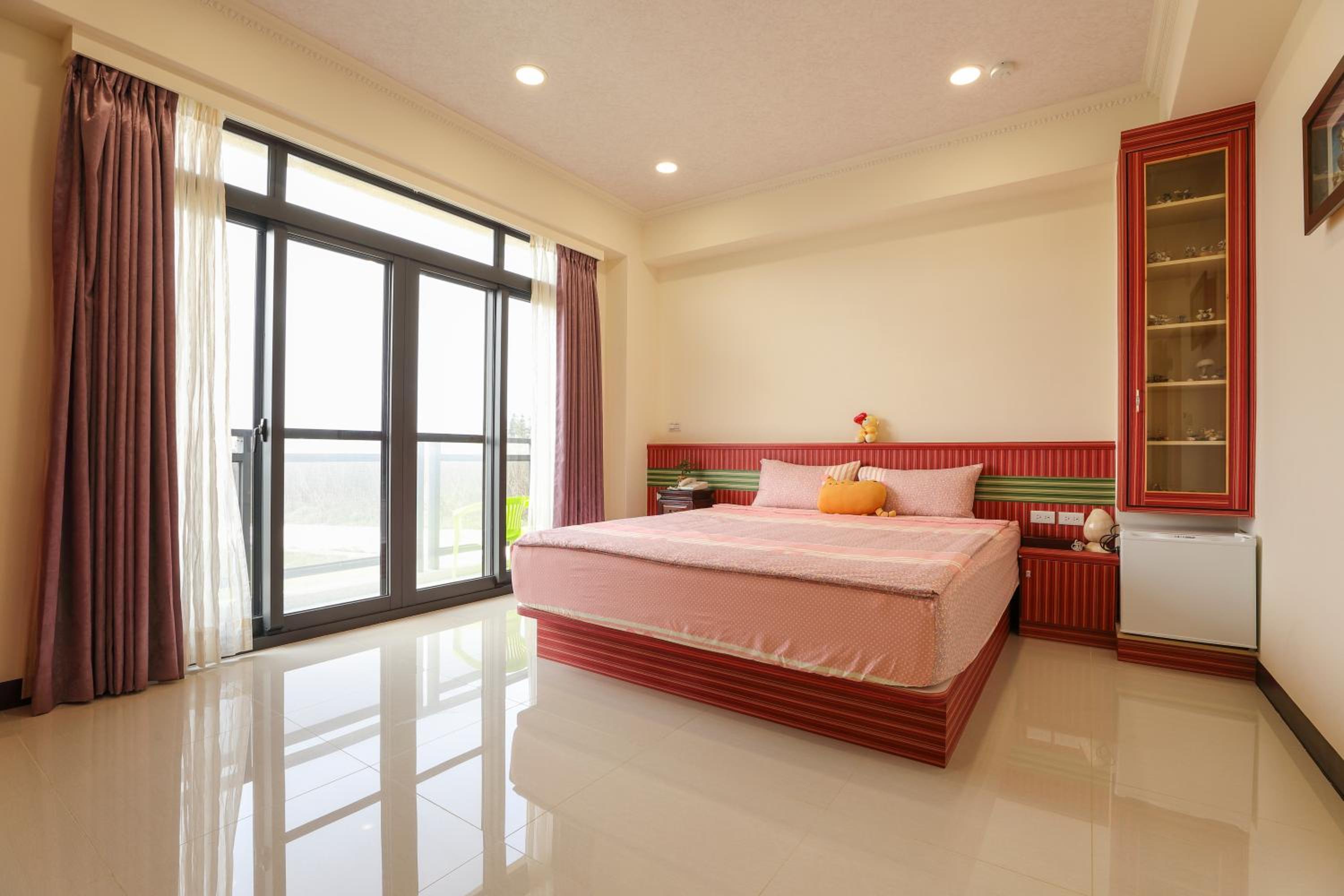 King Room with Balcony photo 2