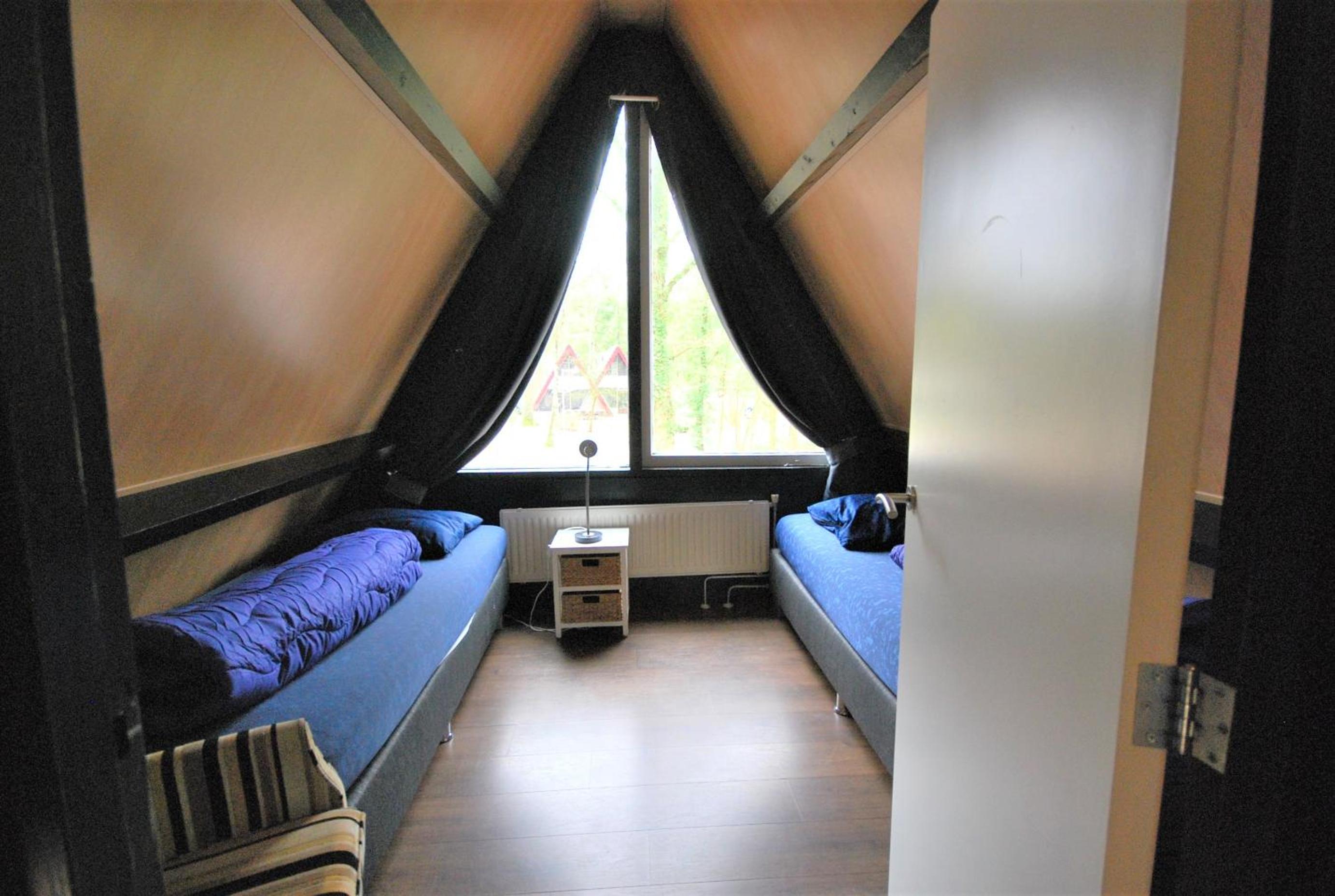 Three-Bedroom House photo 3