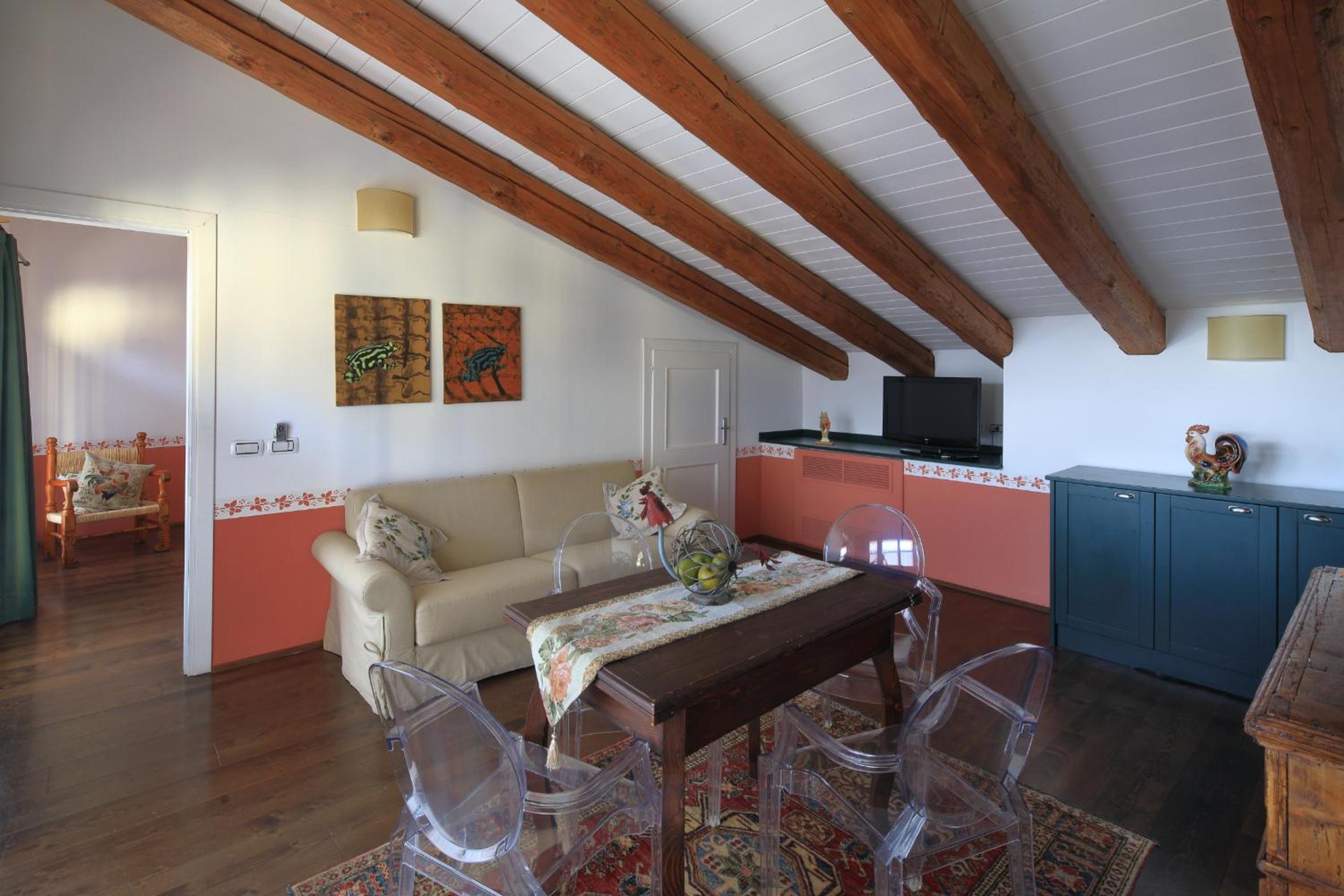 Junior Suite with Terrace - Photo 2