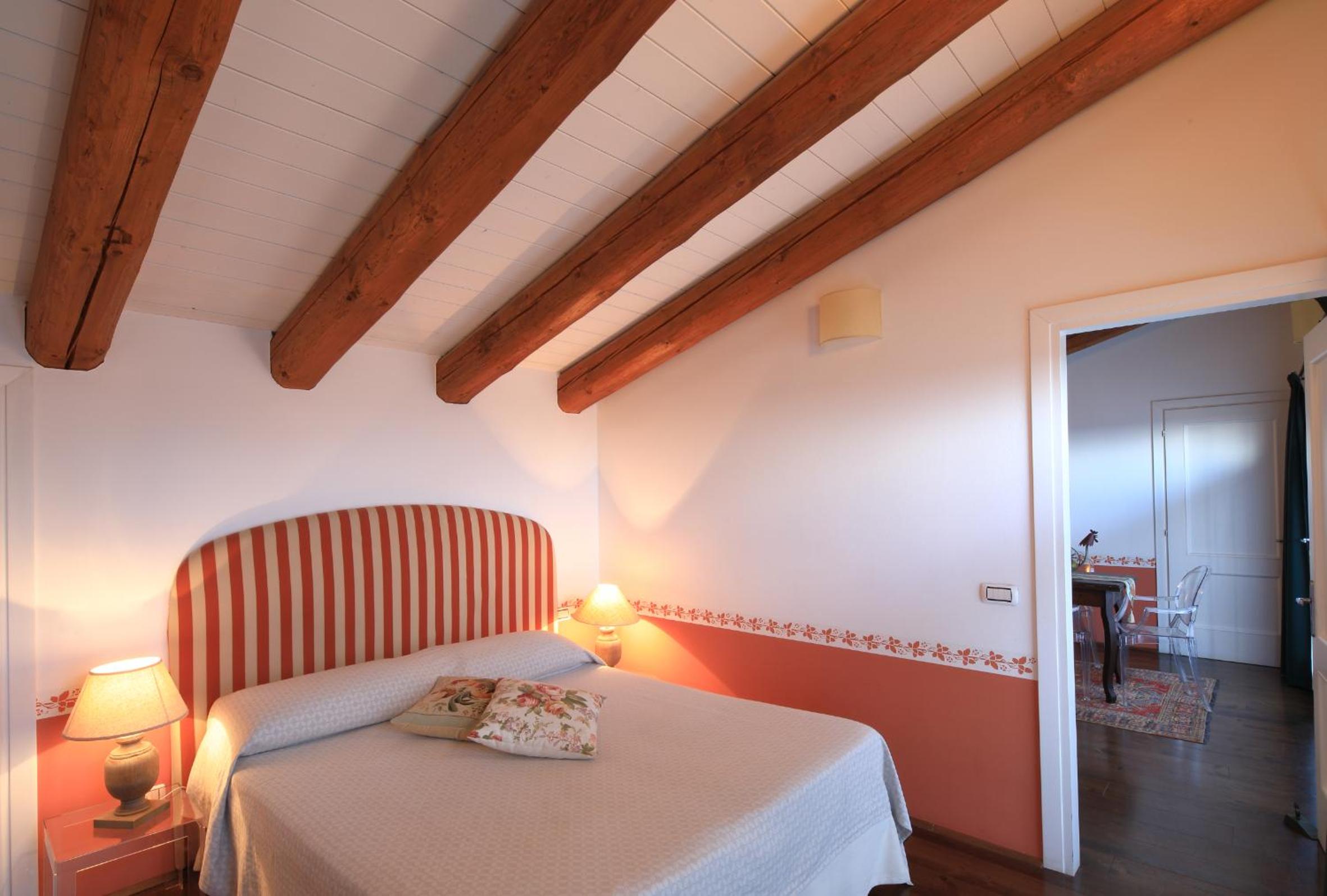 Junior Suite with Terrace - Photo 1