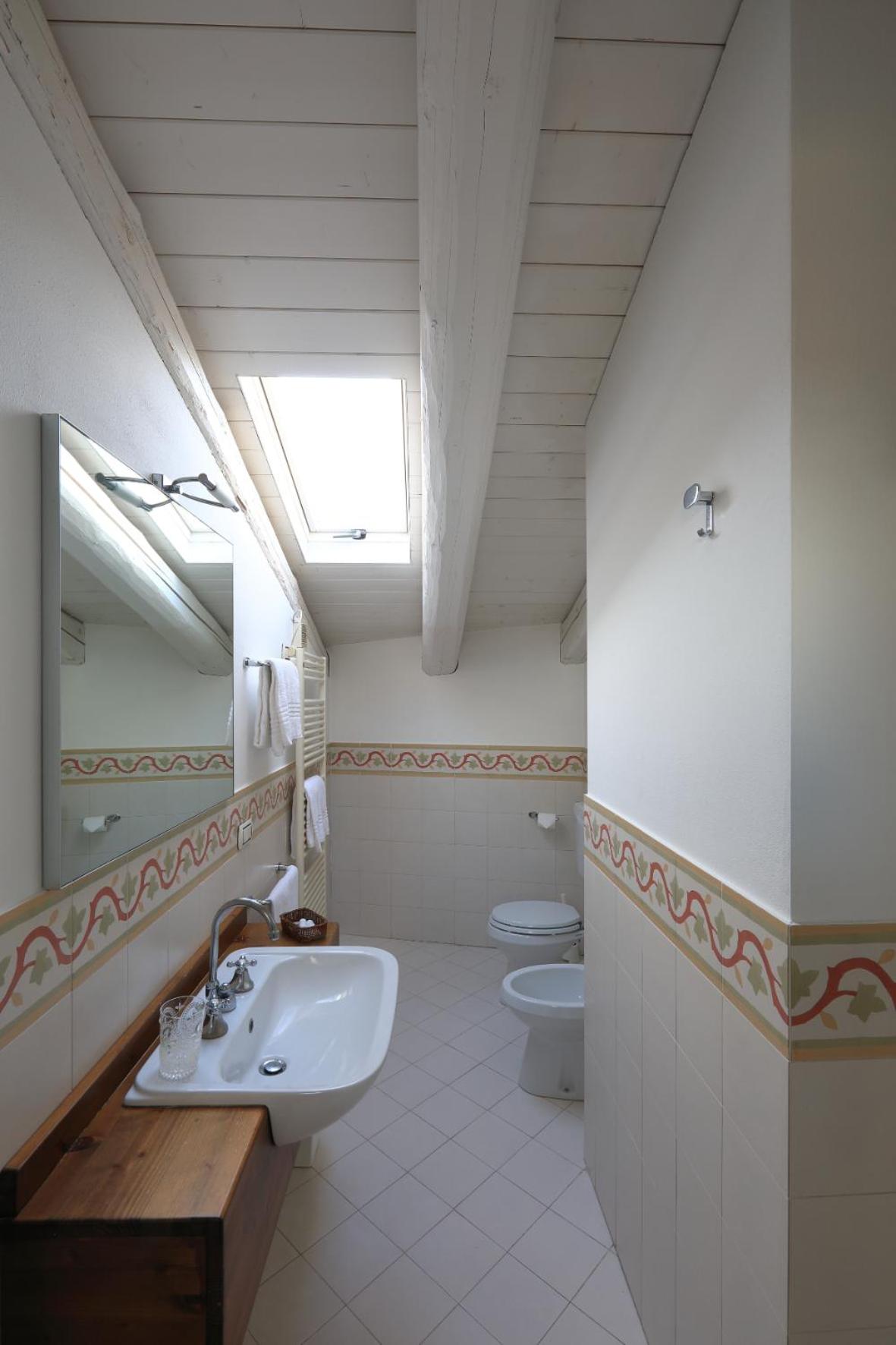 Junior Suite with Terrace - Photo 3
