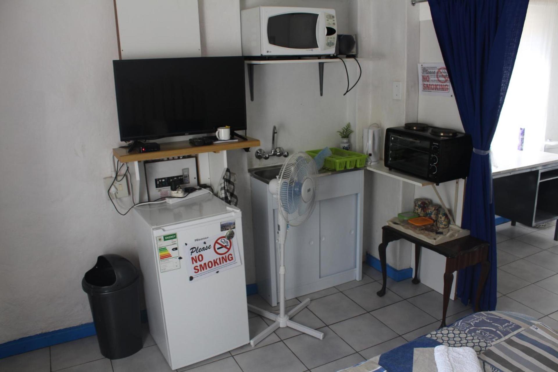 Apartment photo 2