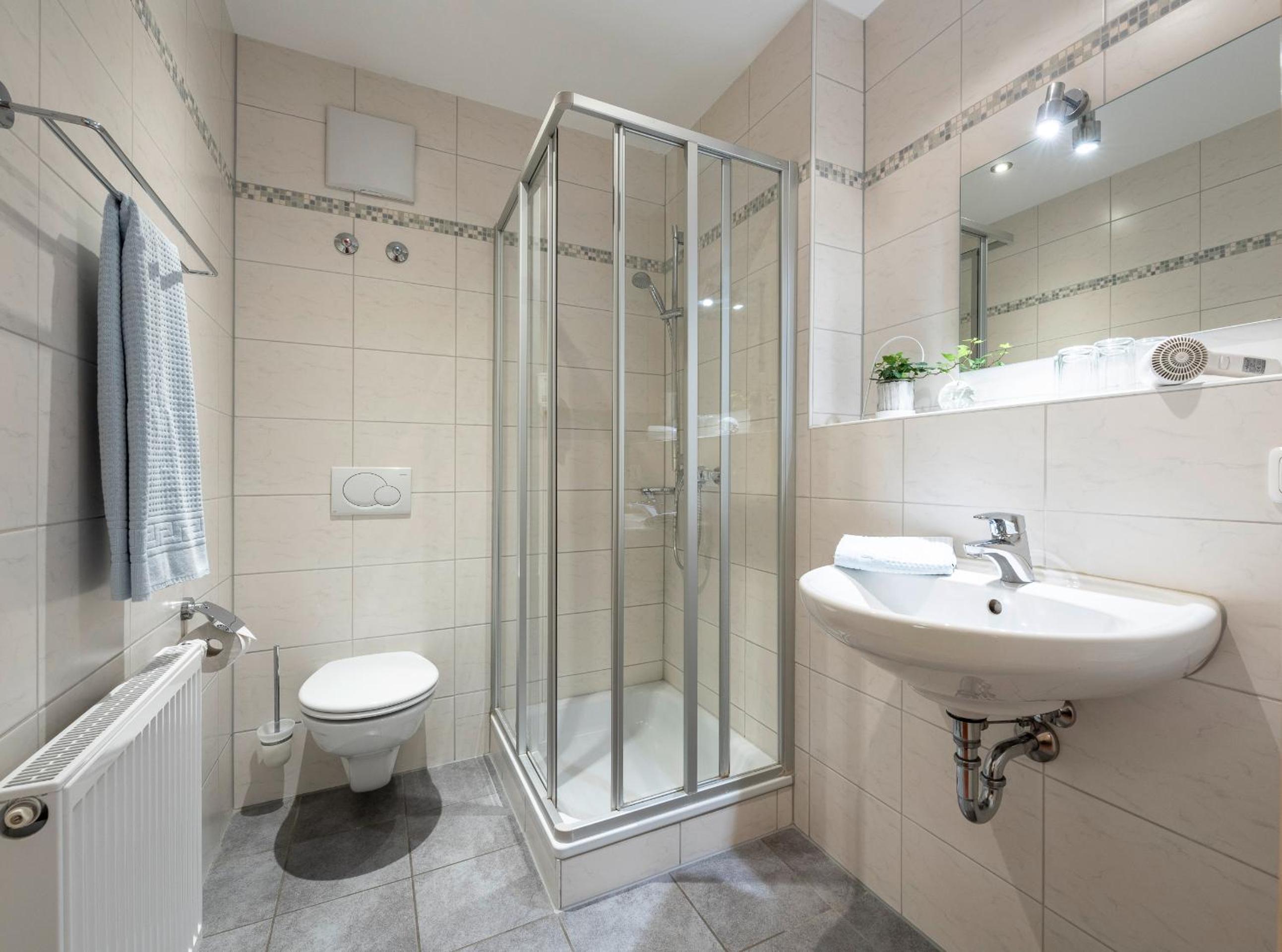Single Room photo 2