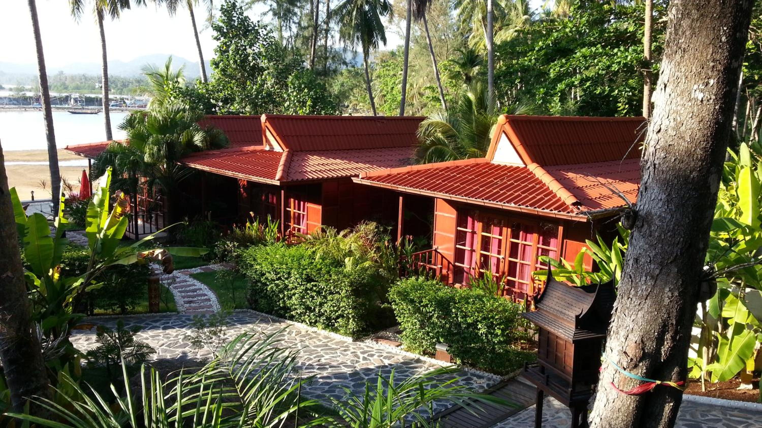 Bungalow with Garden View photo 3