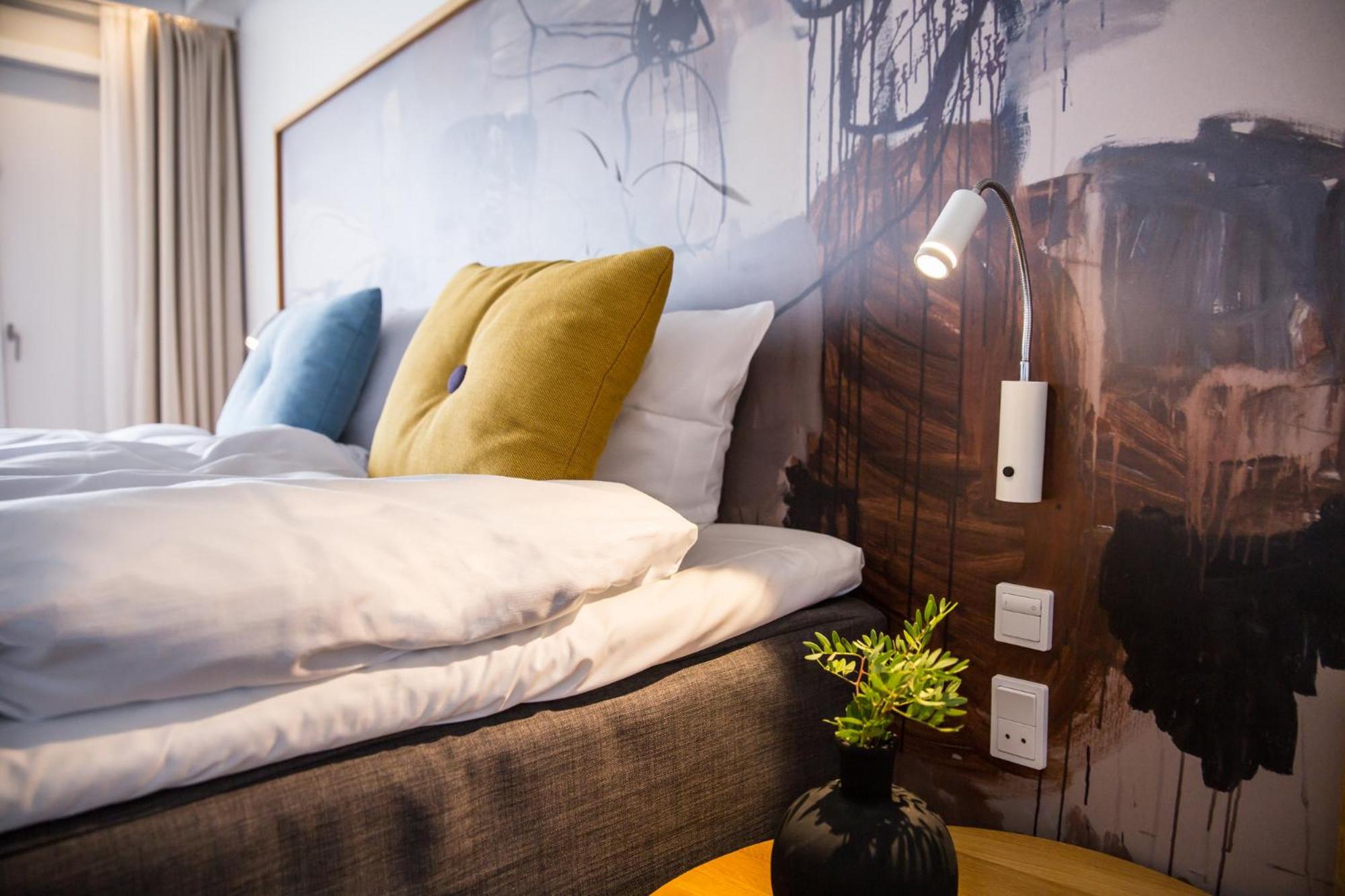 Suite - Photo 3