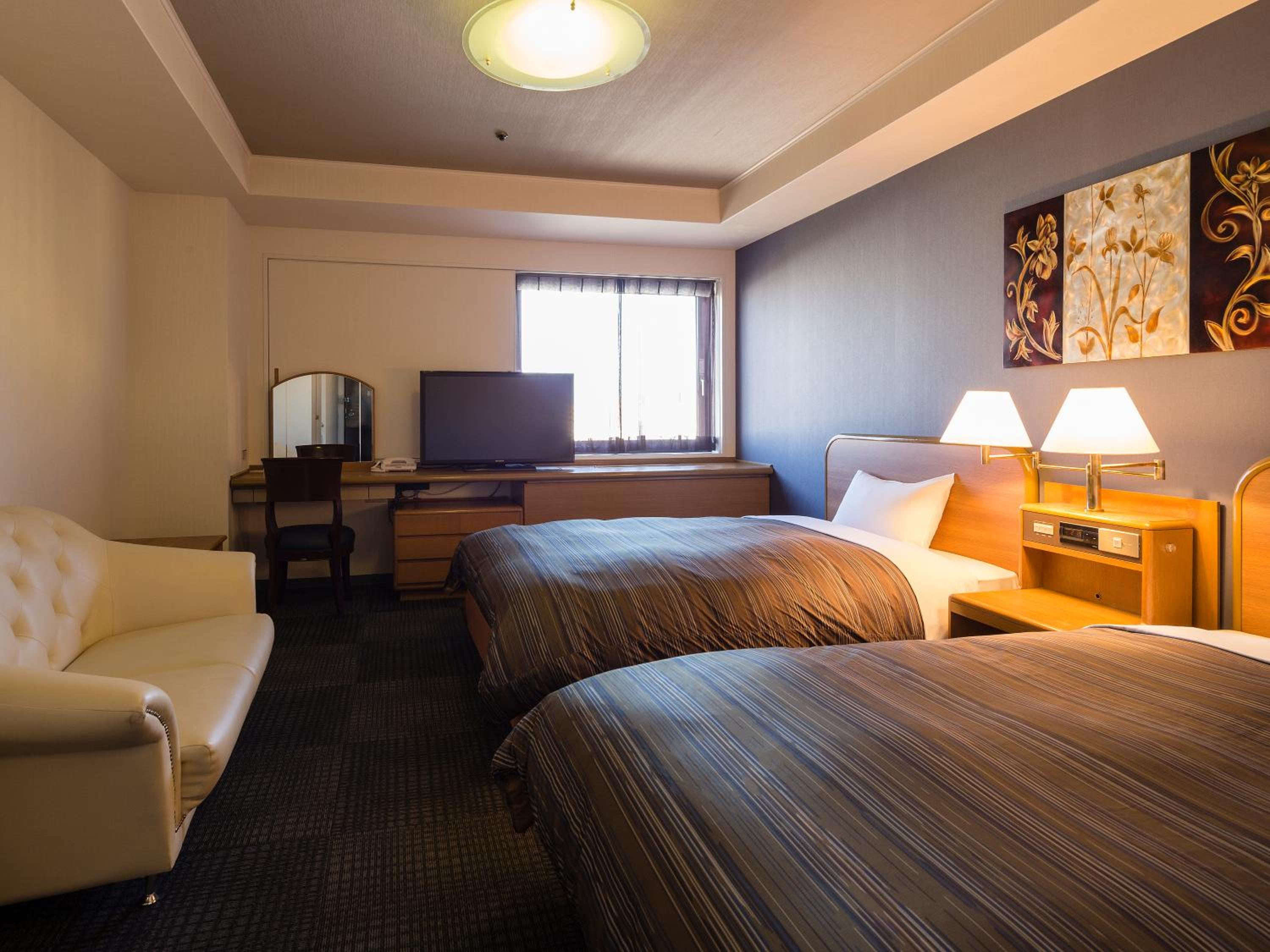 Standard Twin Room - Smoking - Photo 9