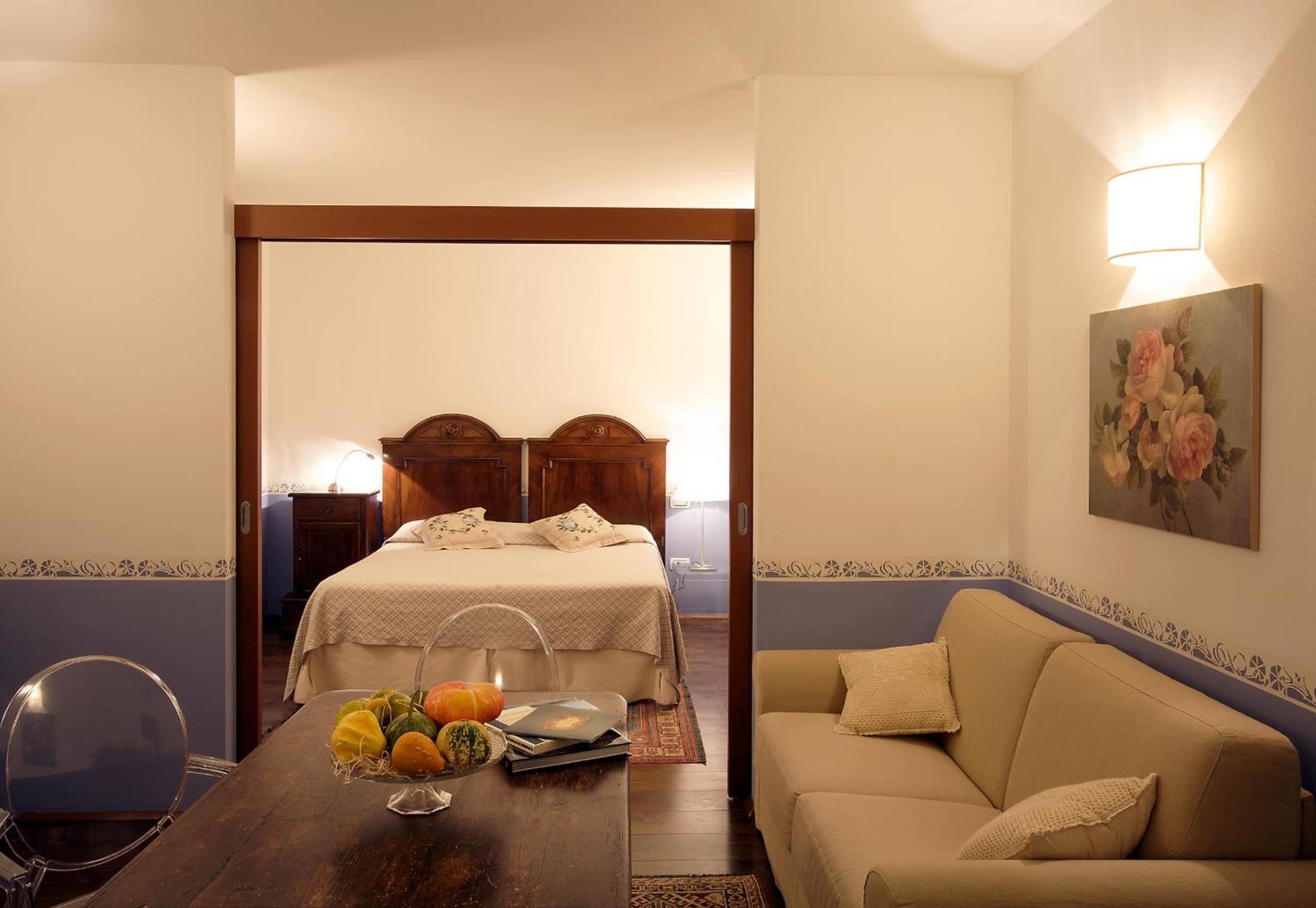Junior Suite with Garden View - Photo 2