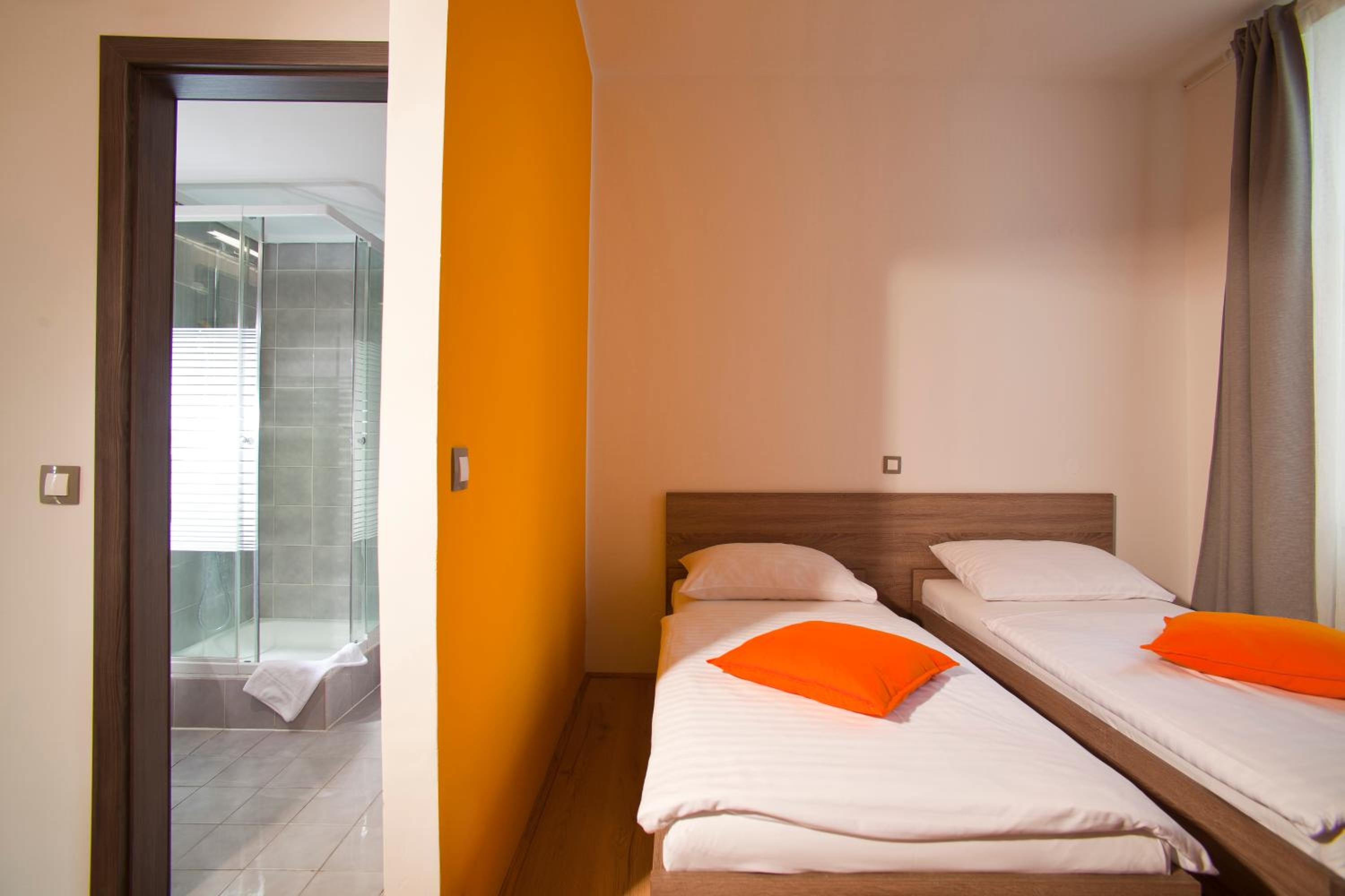 Double Or Twin Room photo 3
