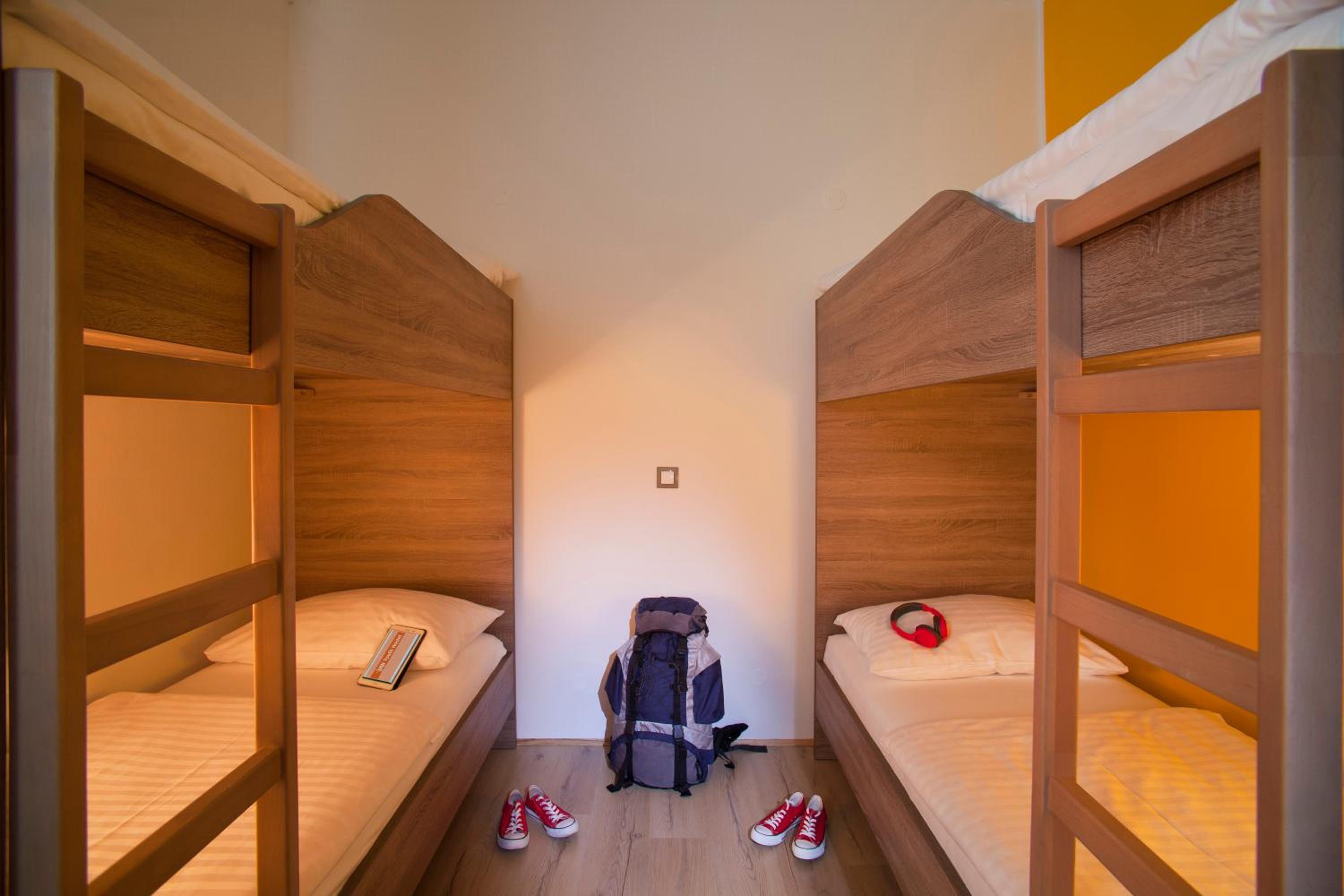 Bed In 4-Bed Mixed Dormitory Room photo 2