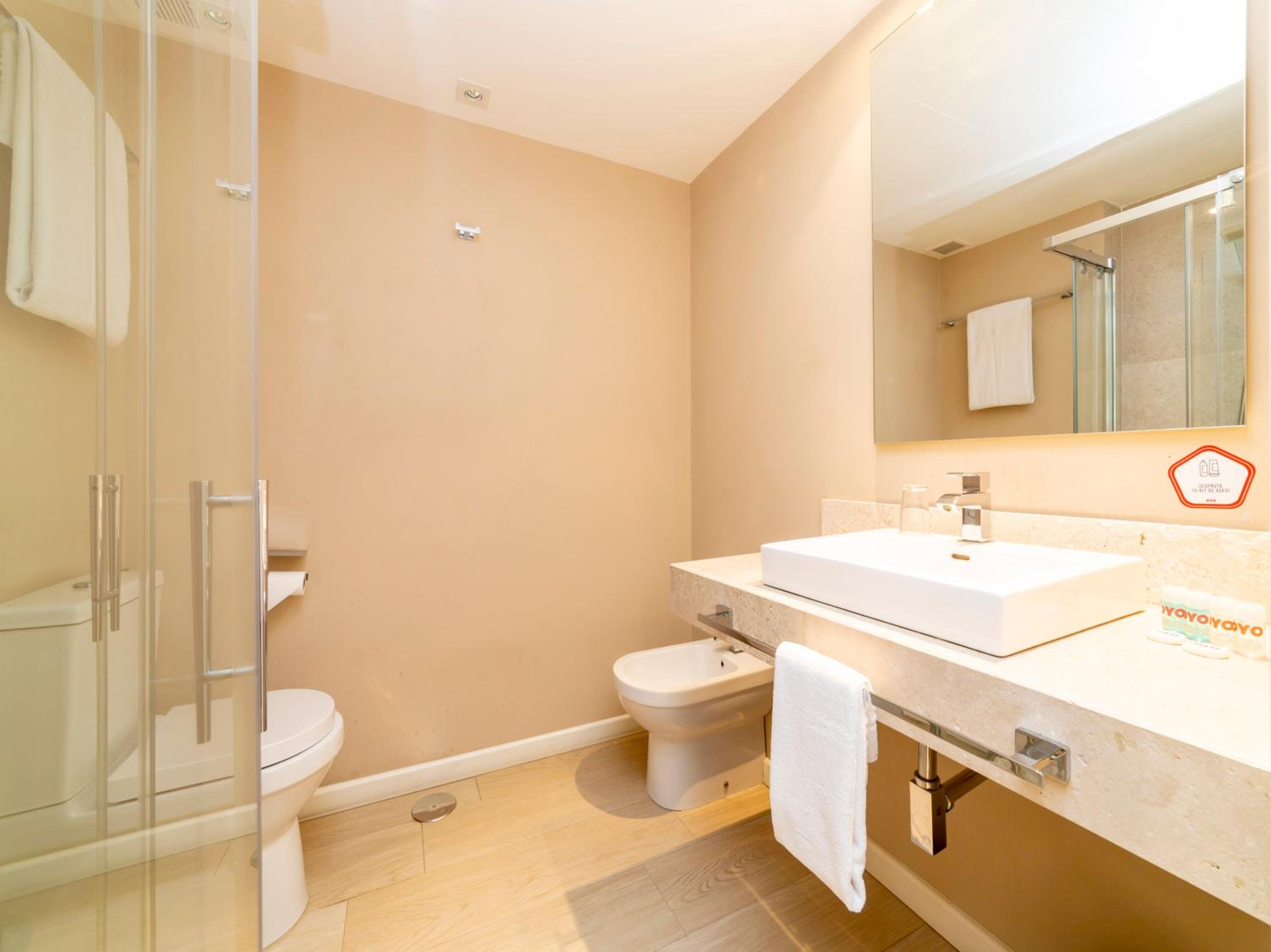 Double Room - Photo 4